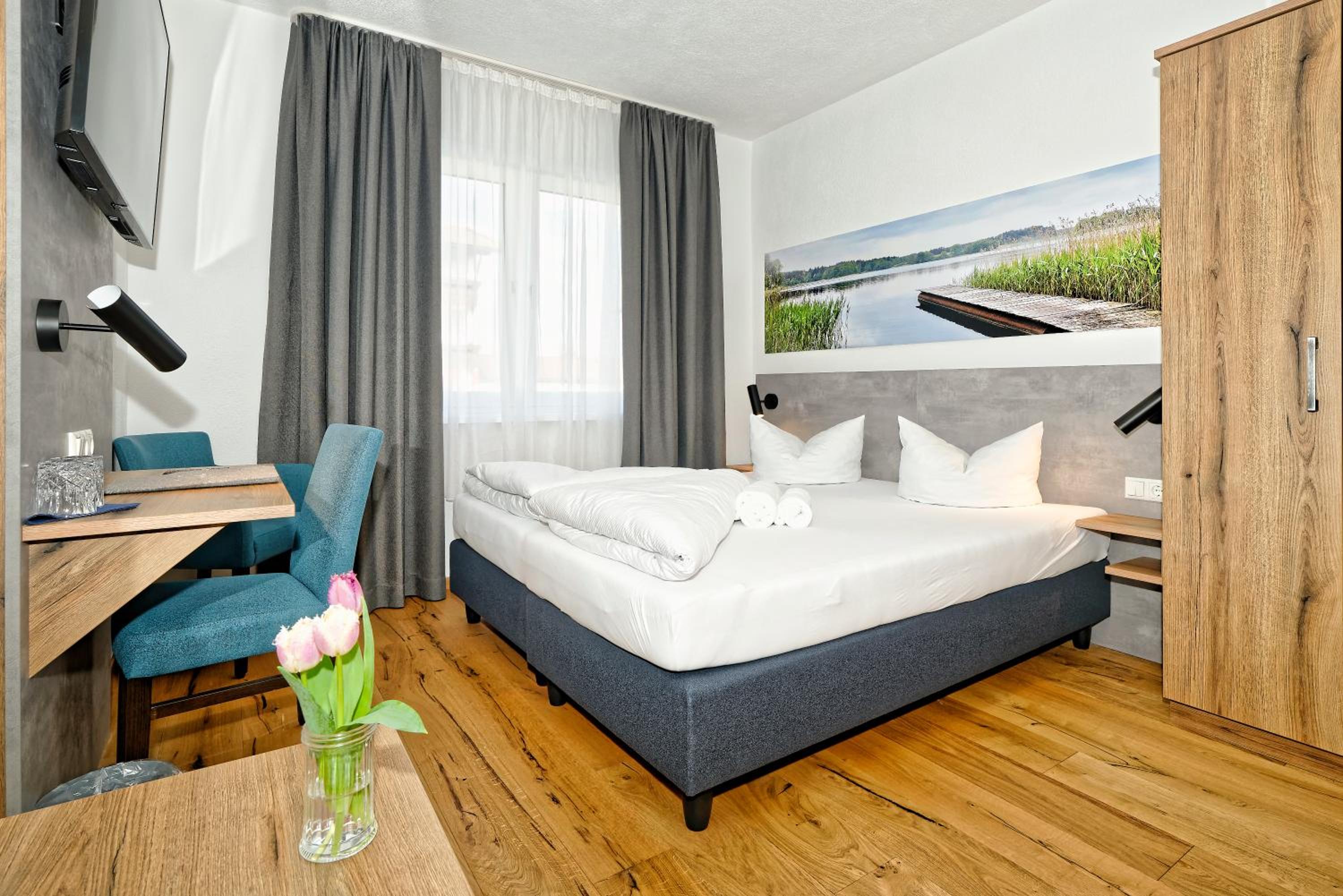 Double Room - Photo 2
