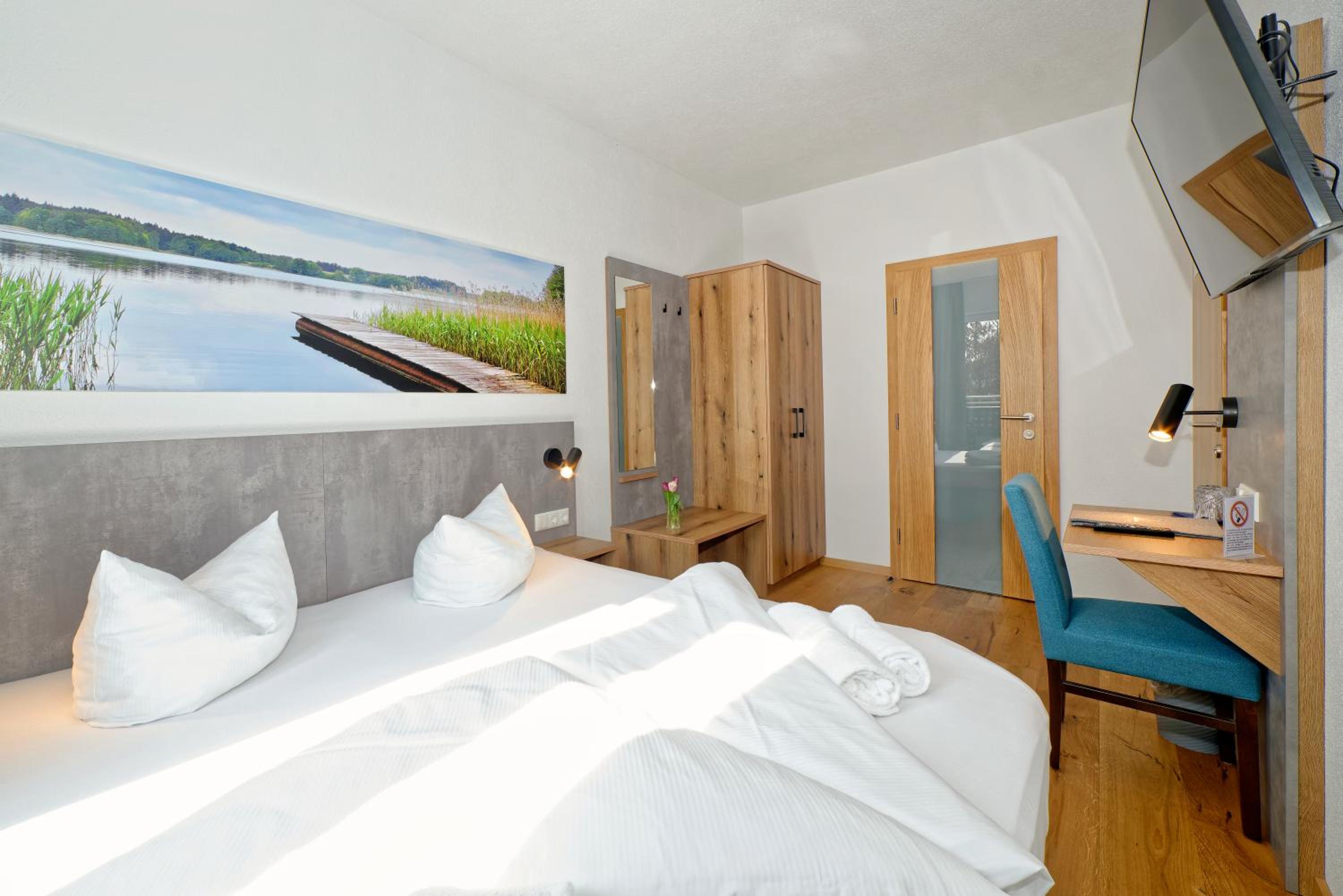 Small Double Room - Photo 6