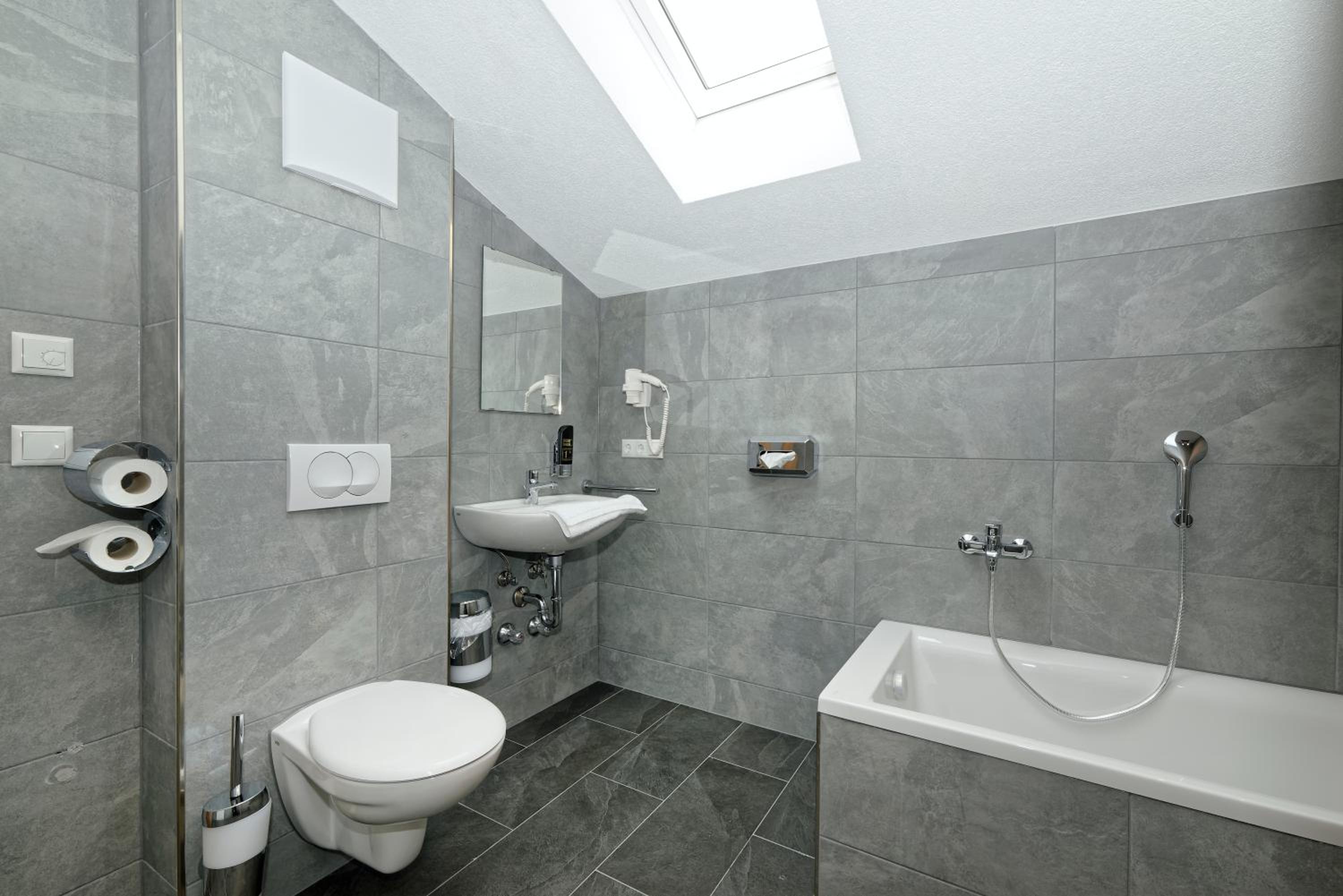Superior Double Room - Photo 2