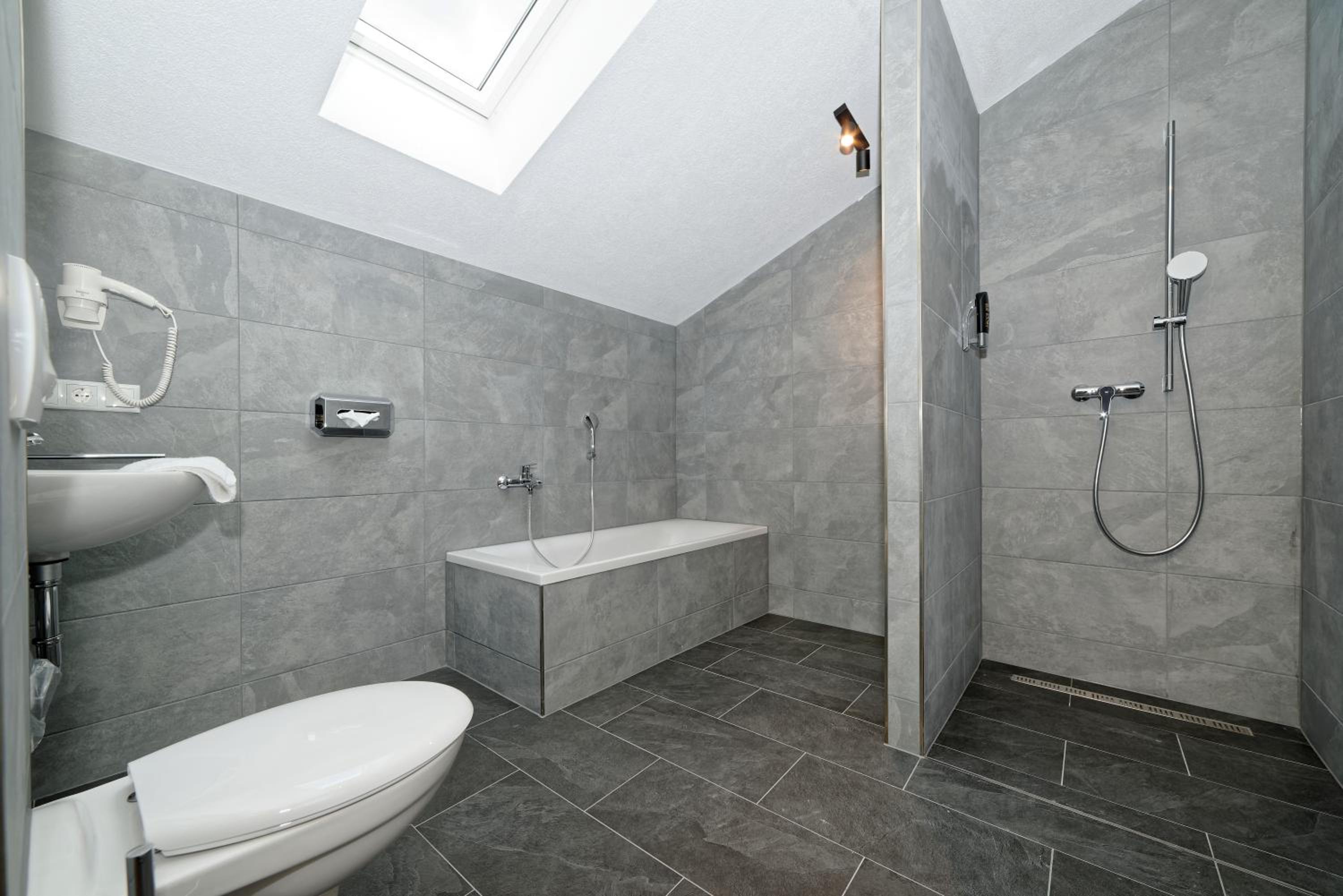 Superior Double Room - Photo 6