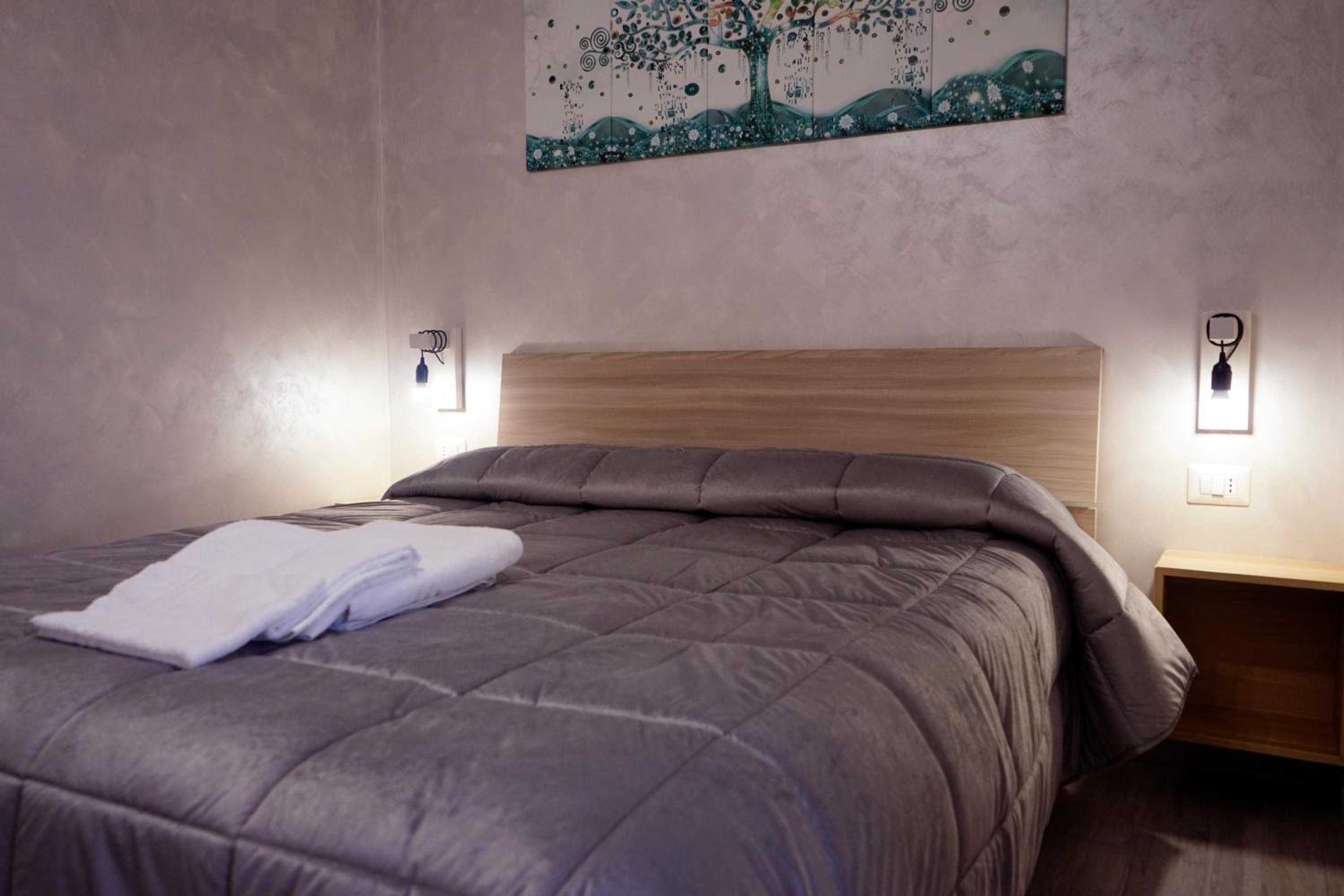 Double Room with Private Bathroom photo 1