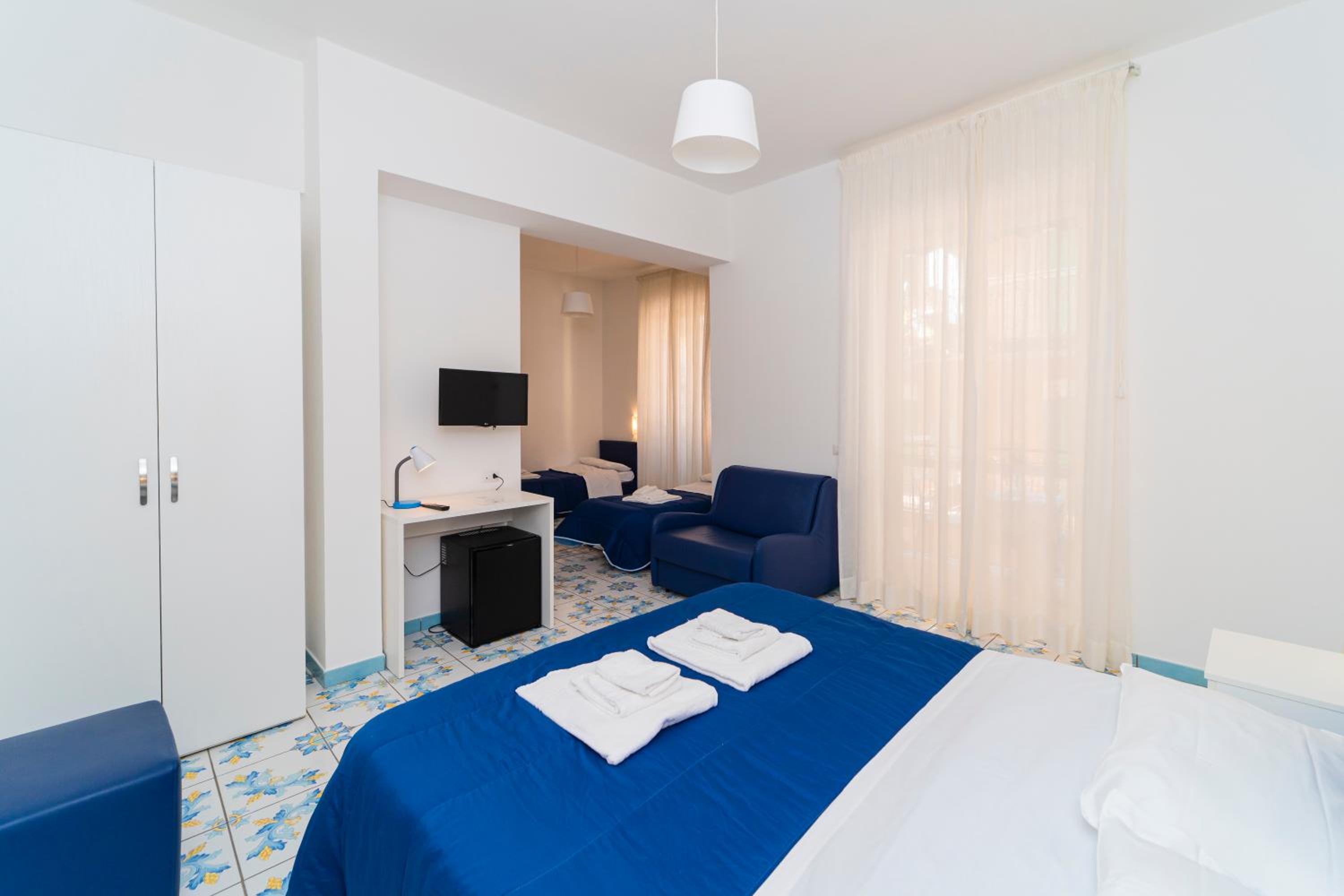 Standard Quadruple Room photo 2