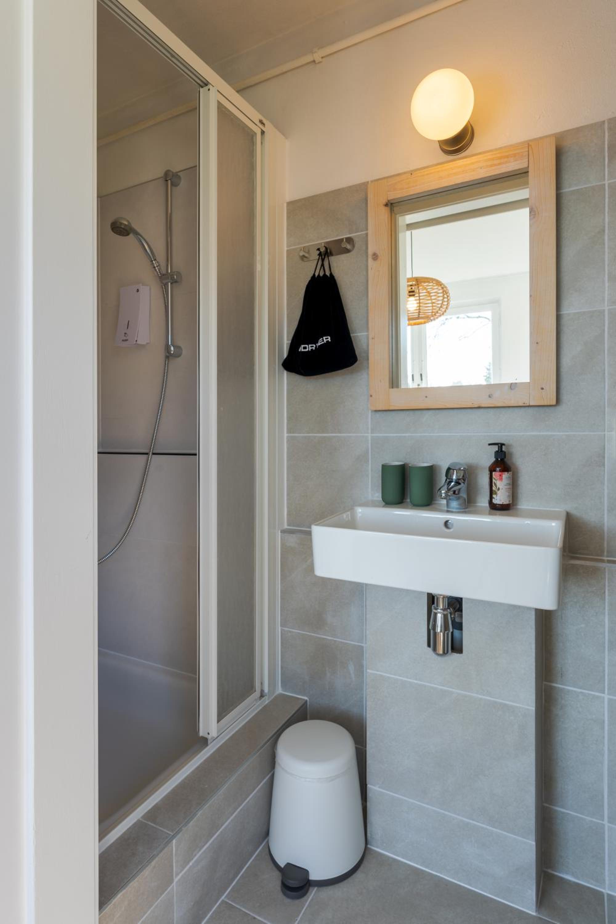 Double Room - Photo 25