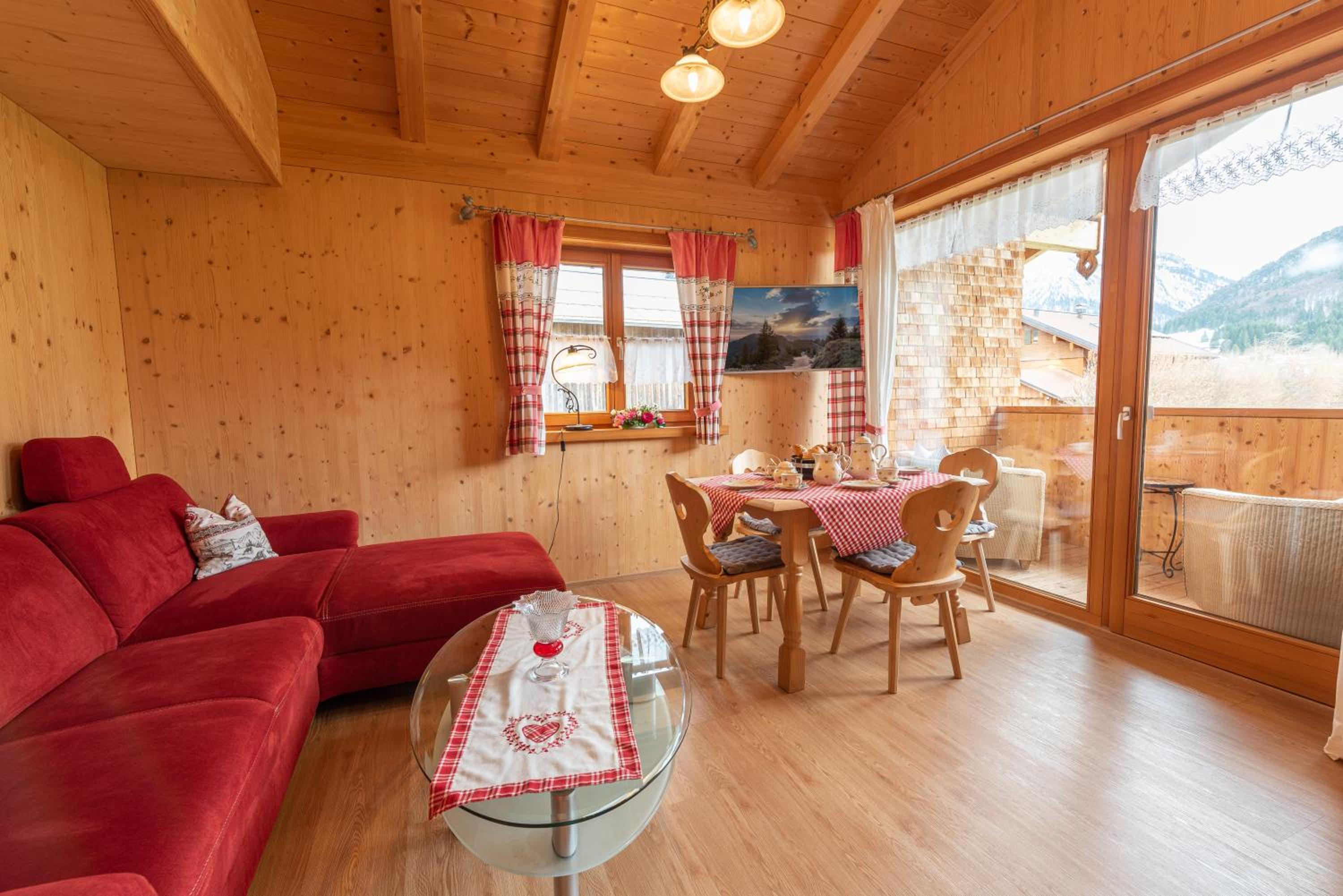 Apartment with Mountain View photo 1