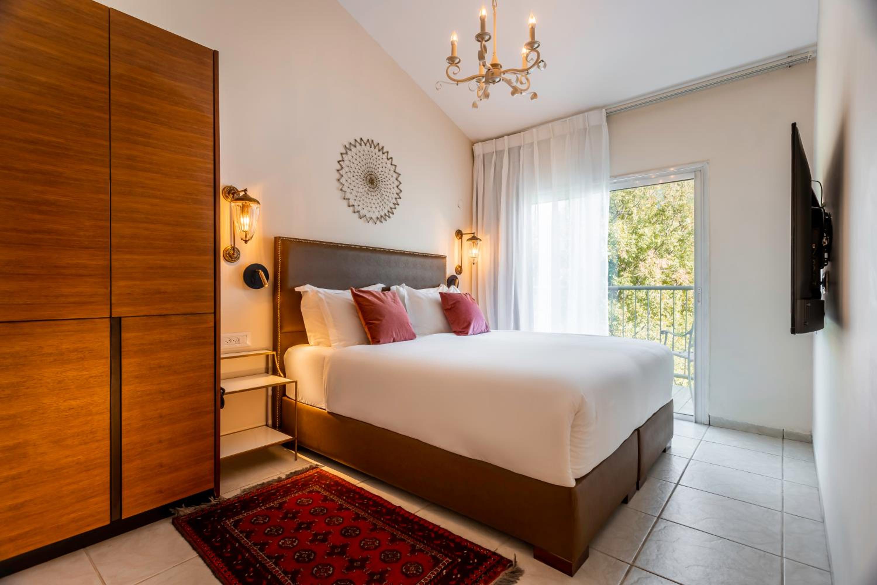 Double Room with Mountain View