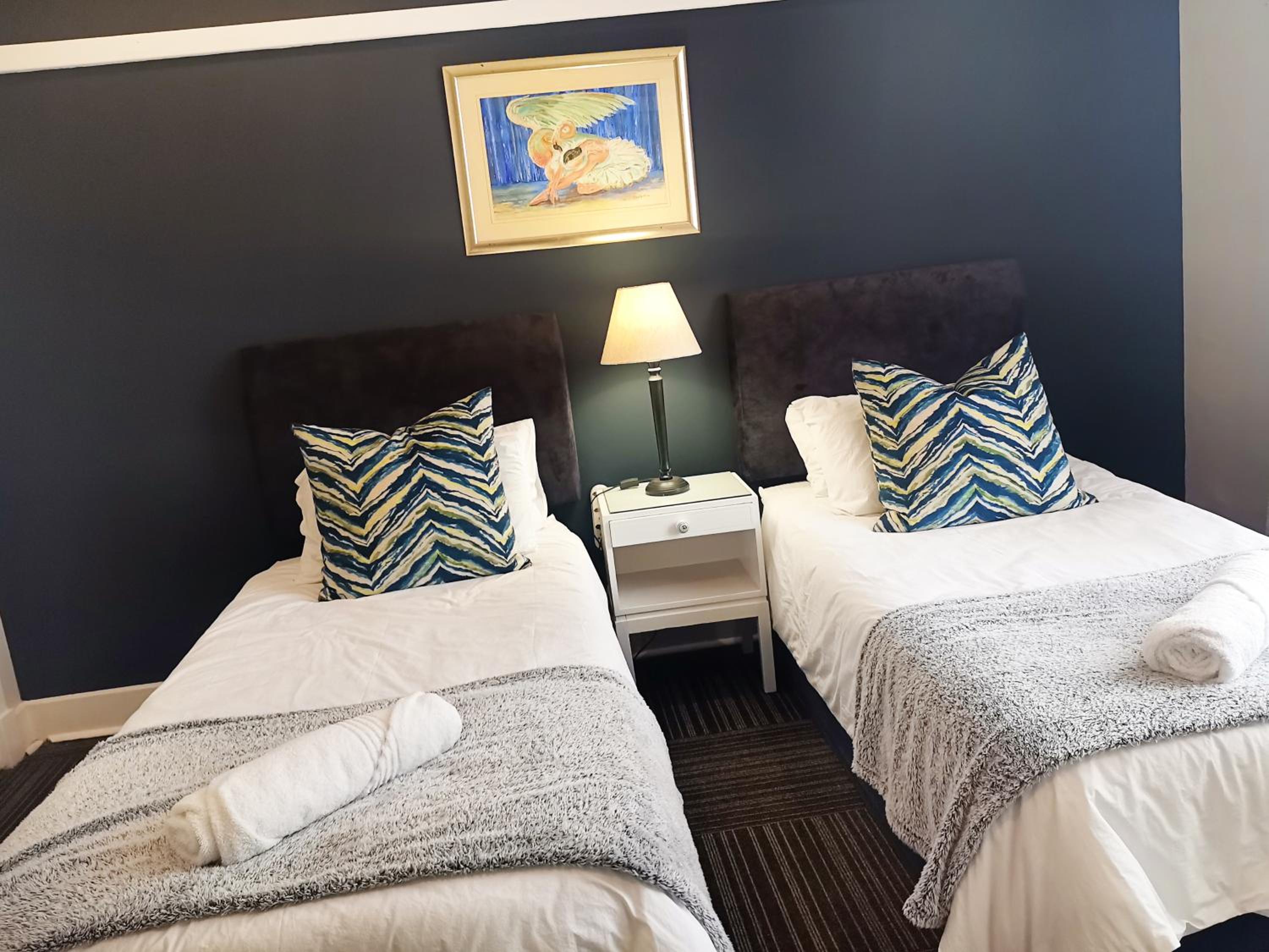 Deluxe Twin Room - Photo 4