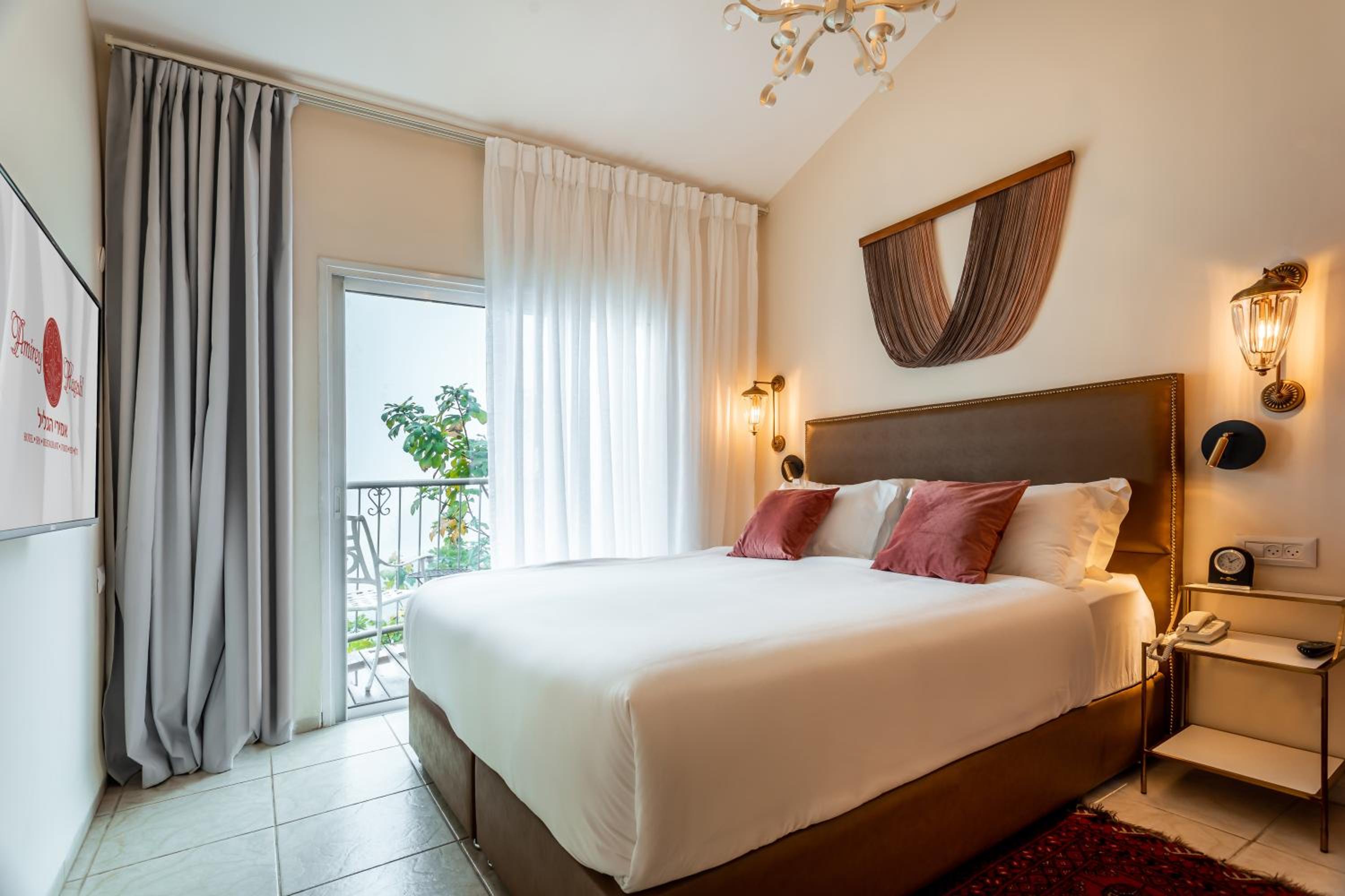 Superior Double Room with Mountain View