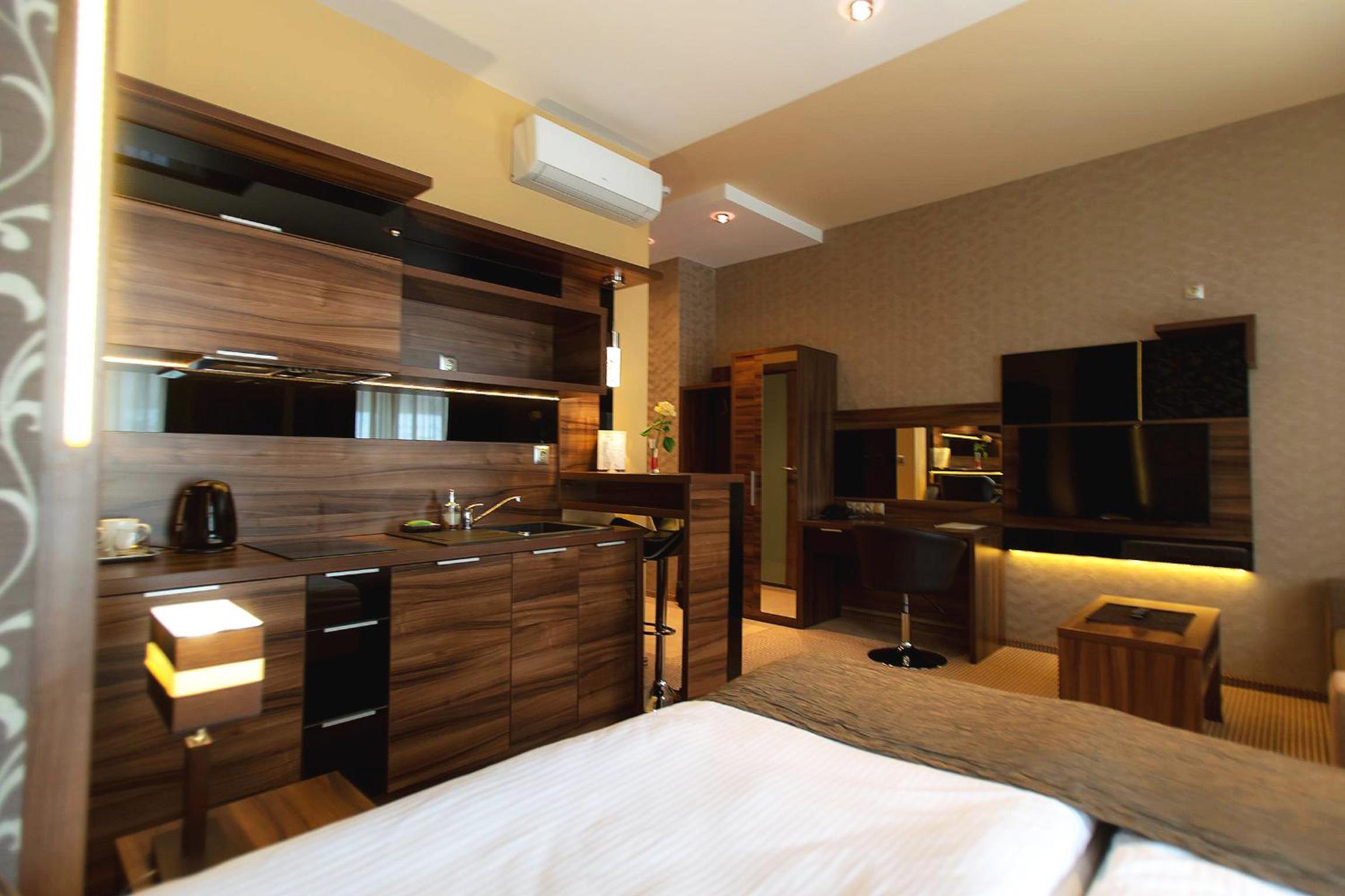 Standard Apartment - Photo 2