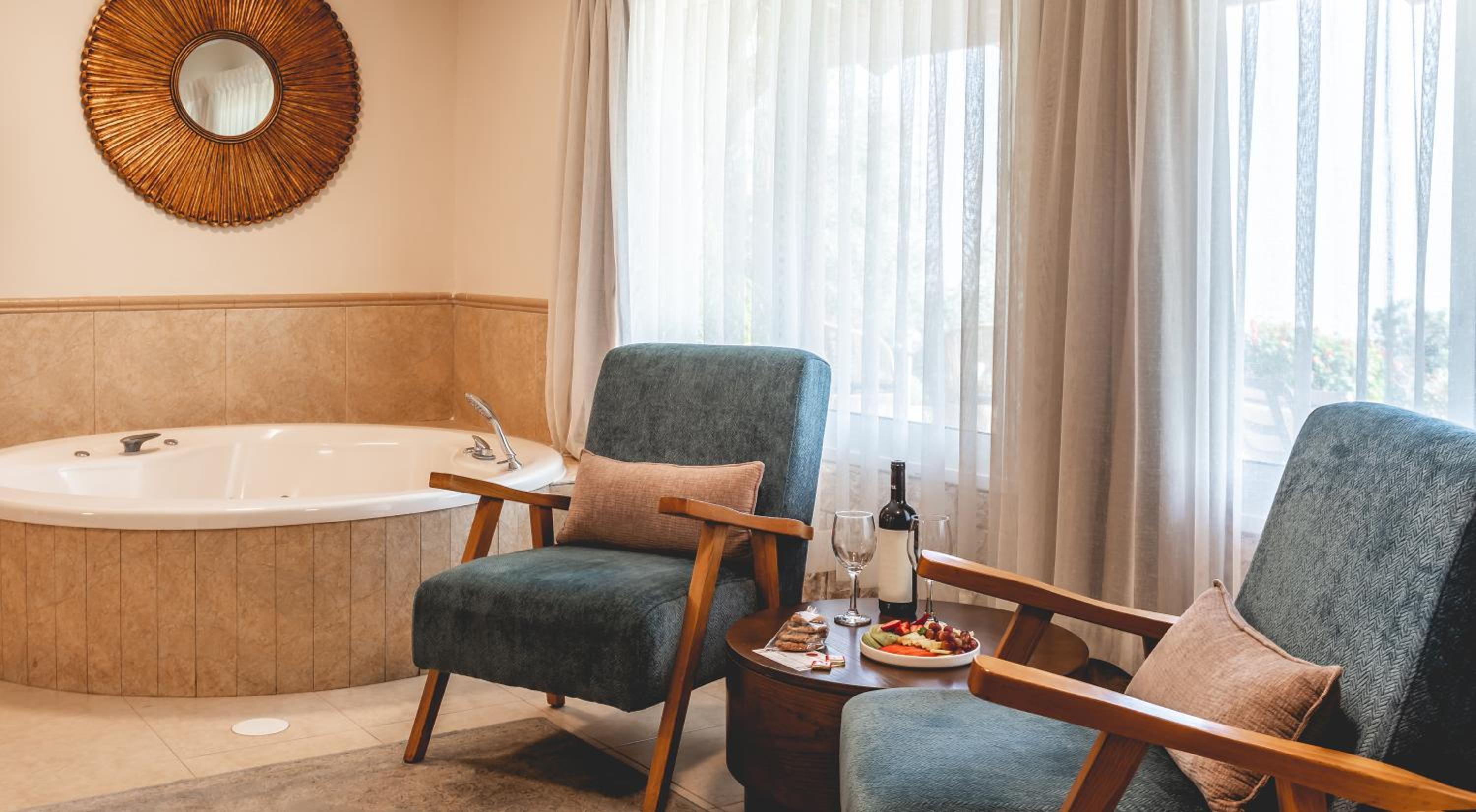 Junior Suite with Lake View