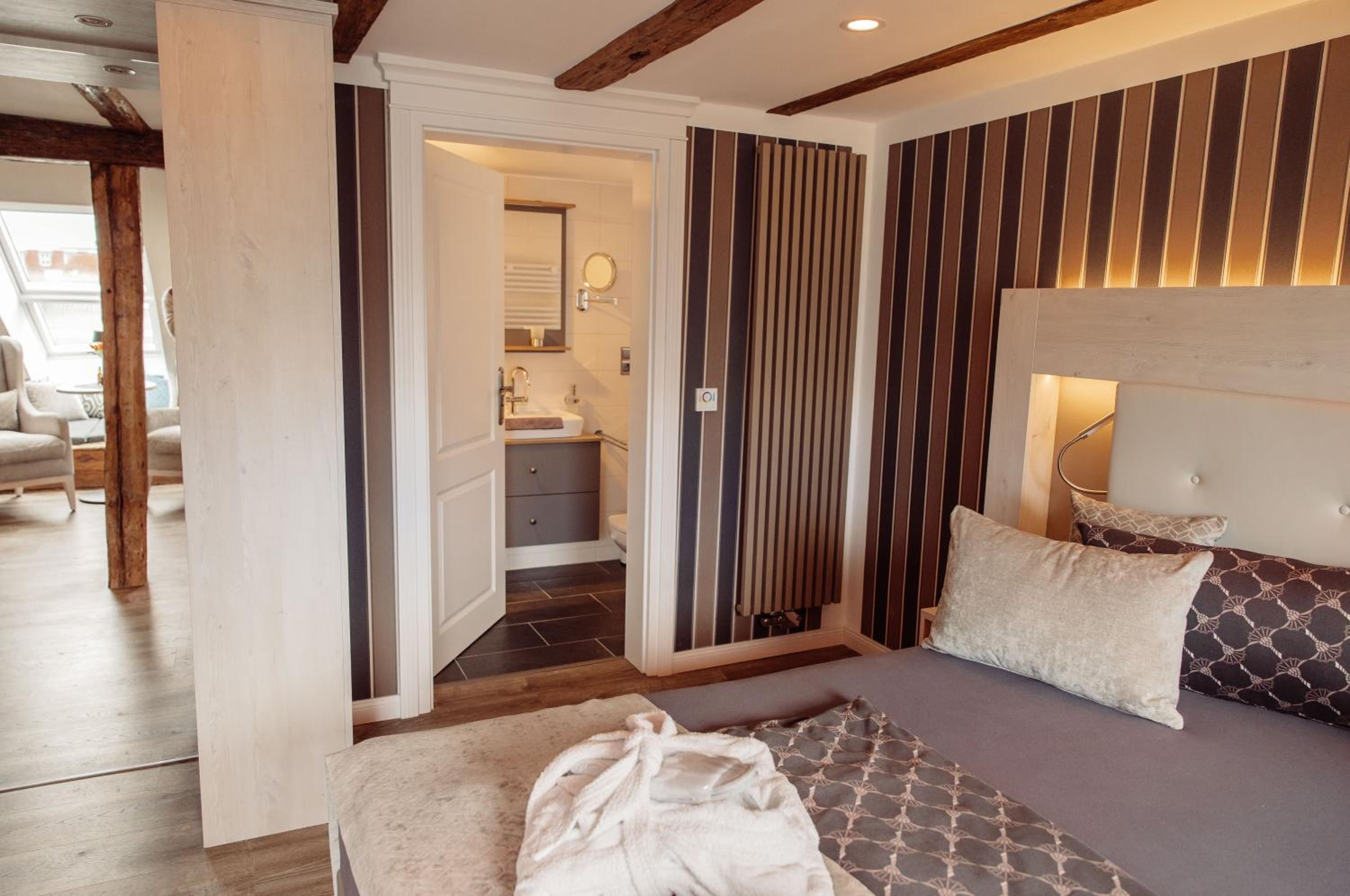 Deluxe Double Room photo 2