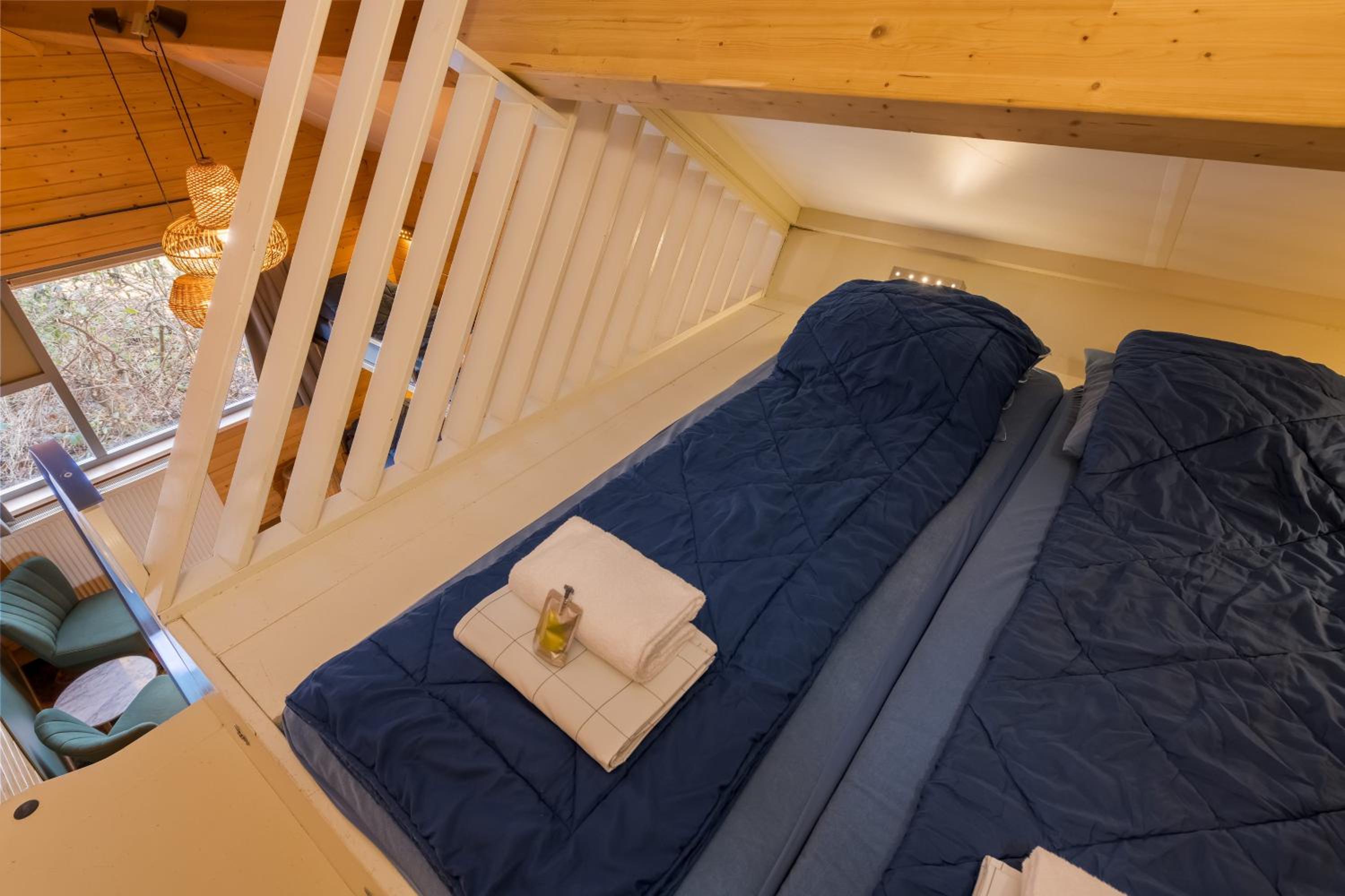 Six Person Family Room with Terrace and Private Bathroom with Shower photo 2