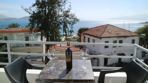 Deluxe Double Room with Balcony and Sea View