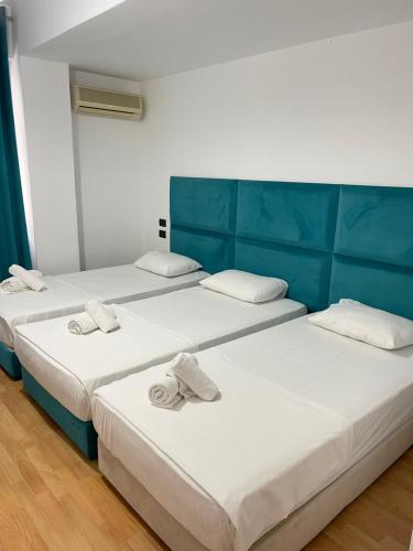 Basic Triple Room