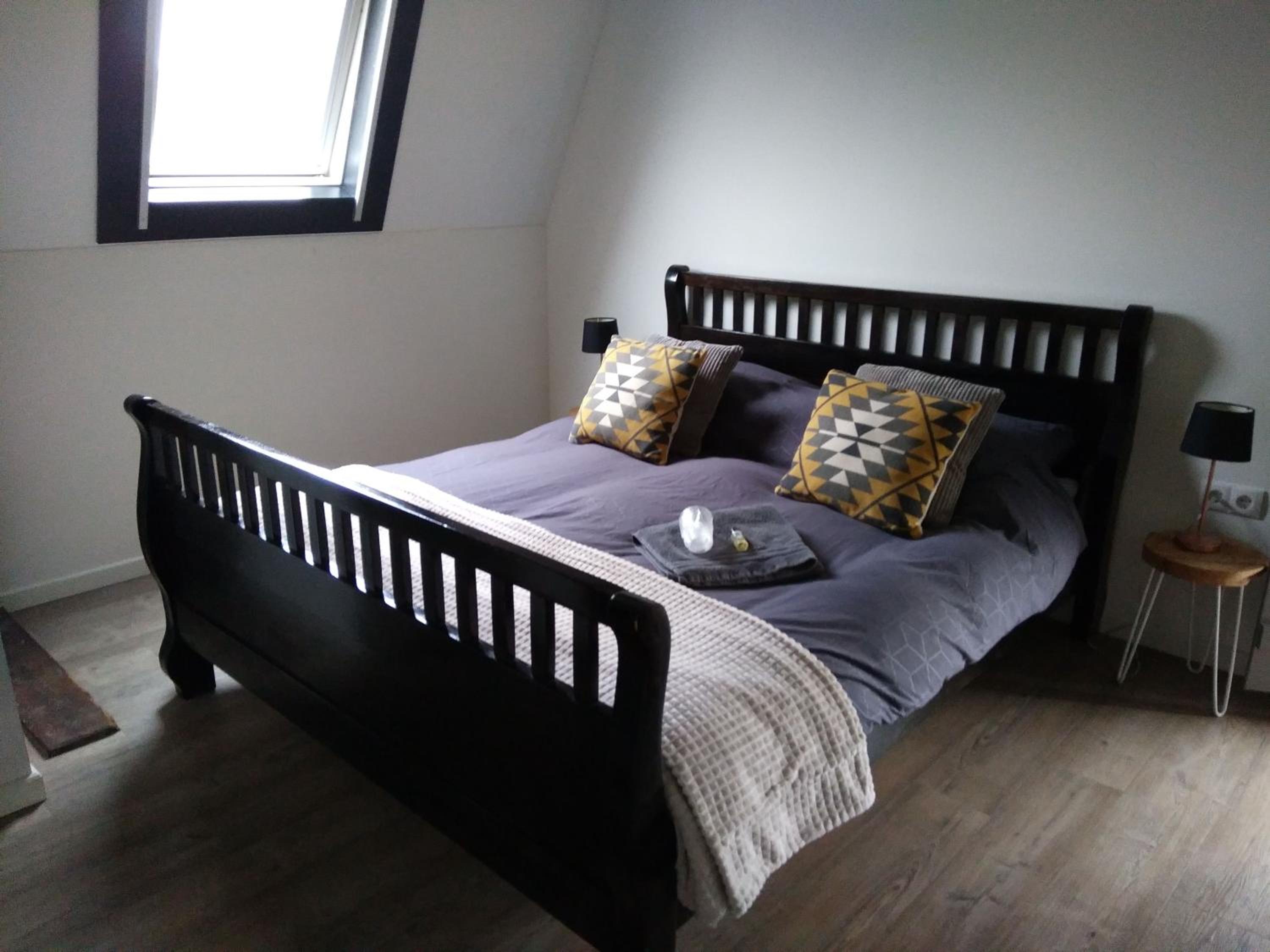 Standard Double Room with Shared Bathroom photo 3