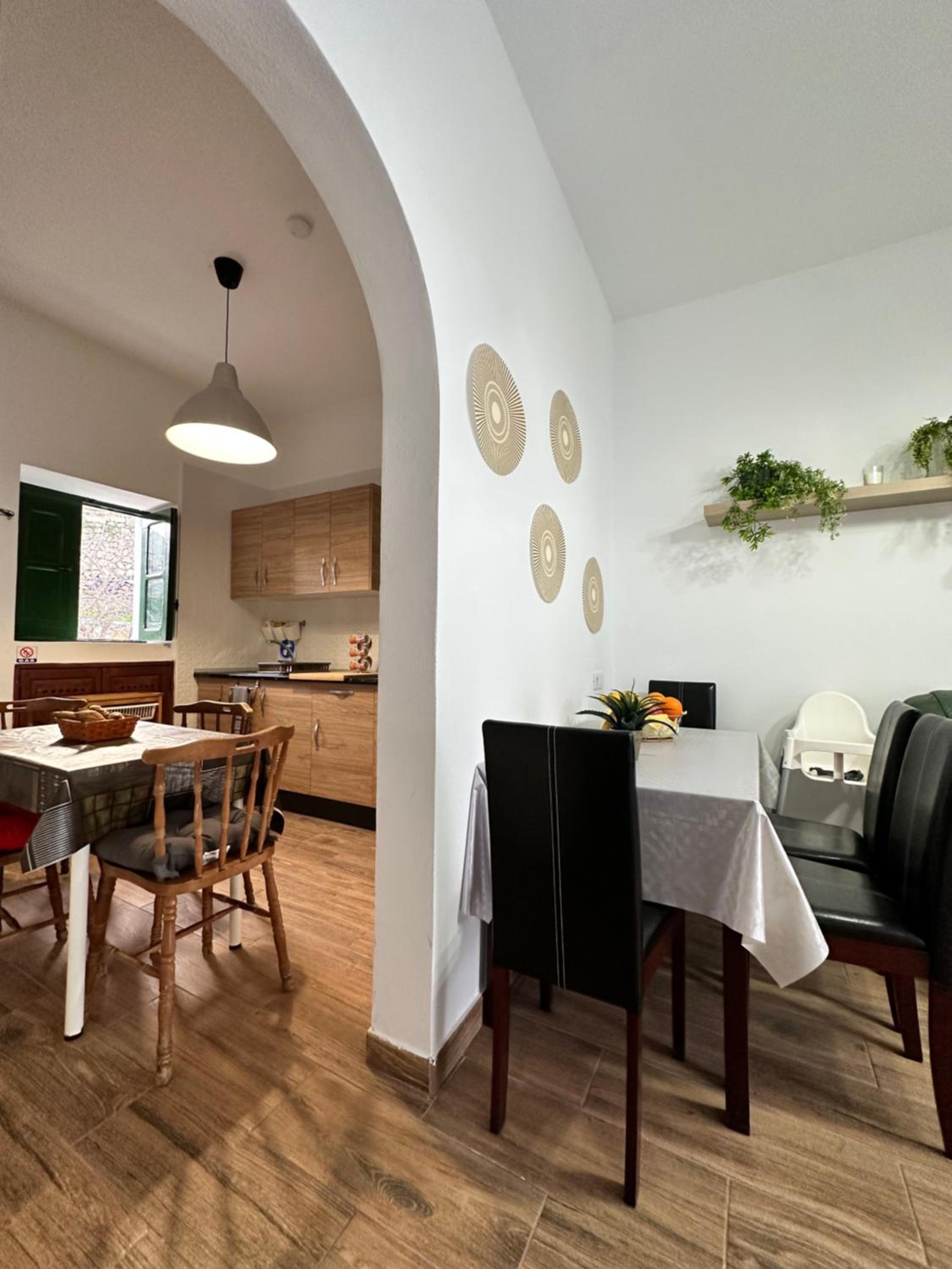 Three-Bedroom House photo 3