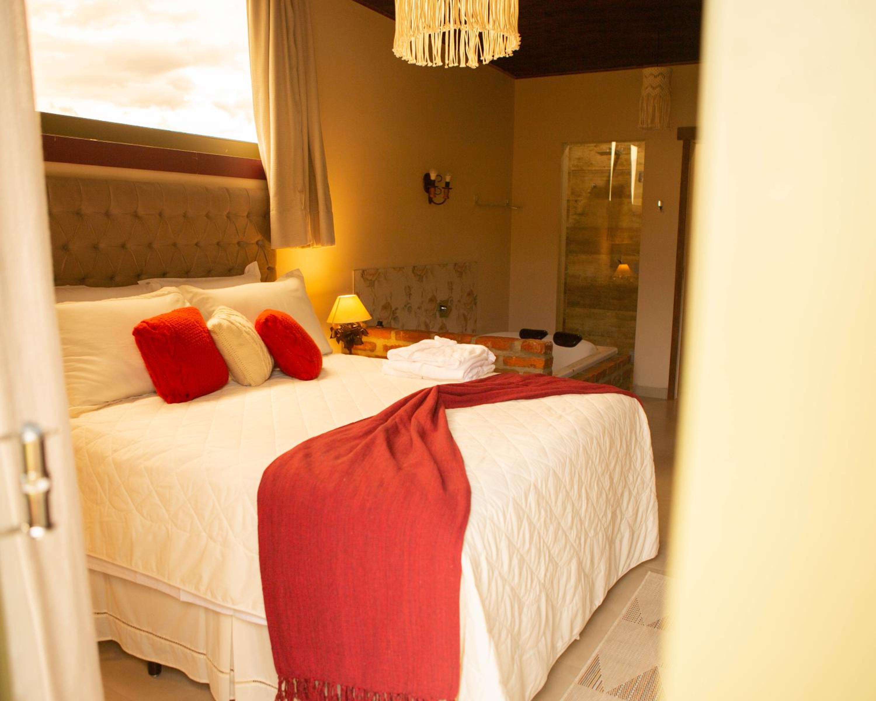 Suite with Spa Bath photo 2