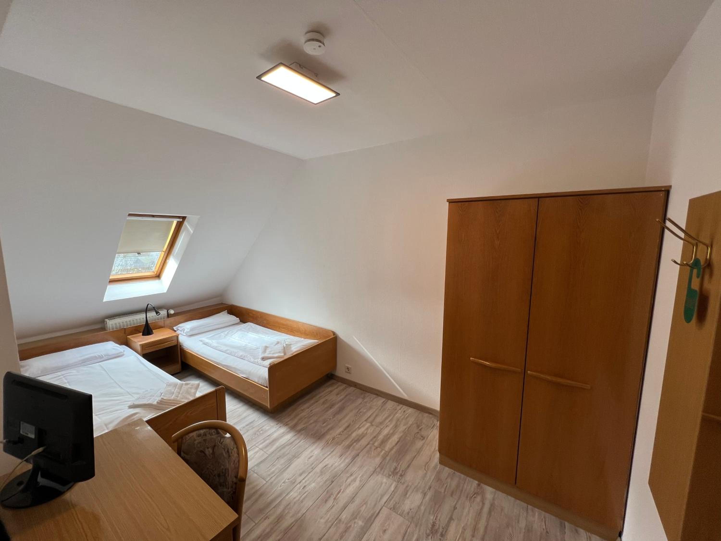 Triple Room - Photo 3