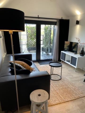 One-Bedroom House photo 1