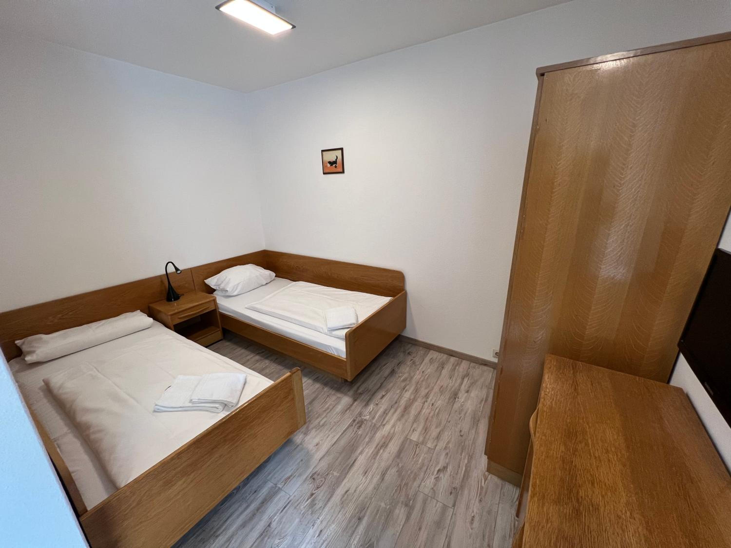 Double Room - Photo 13