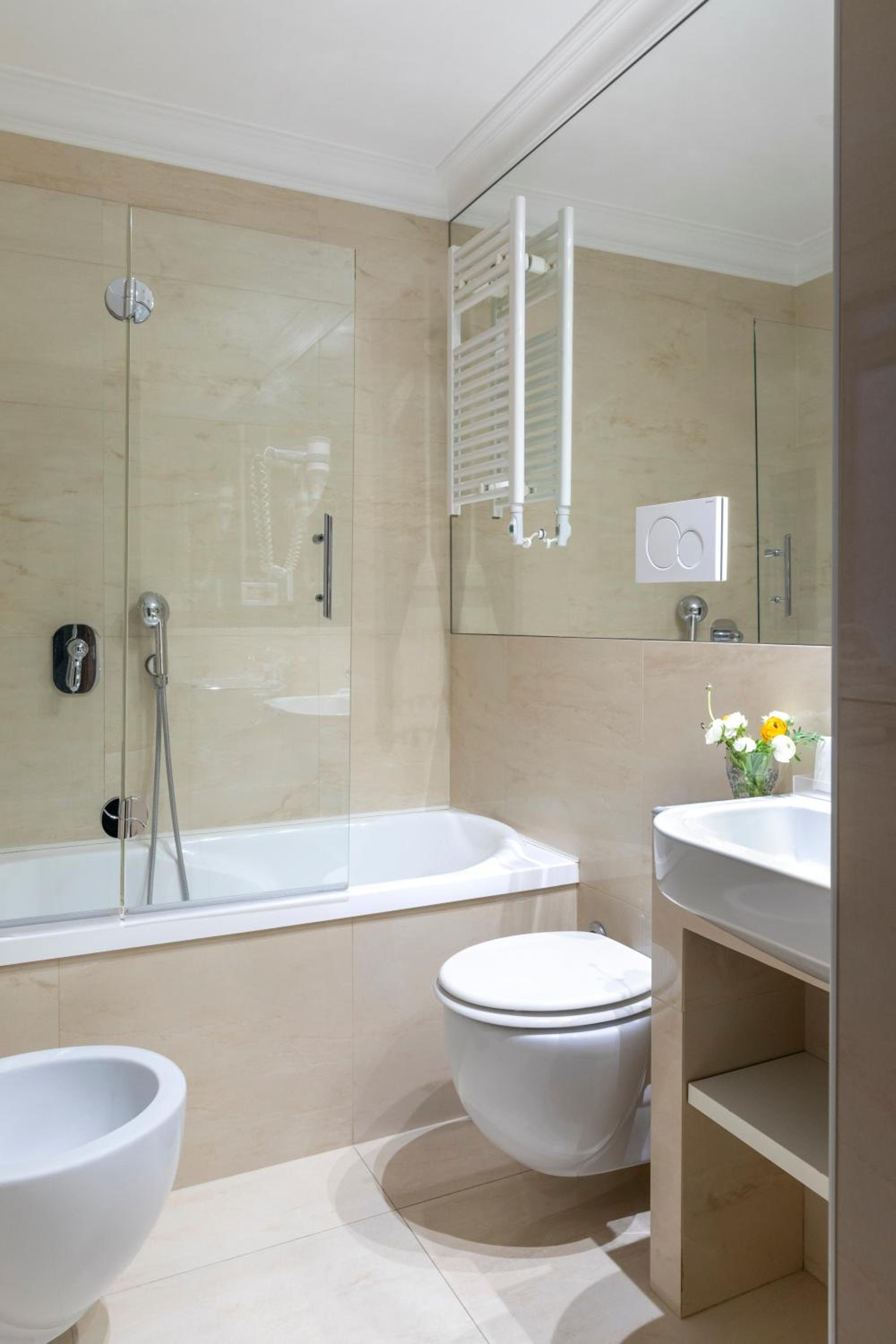 Three-Bedroom Suite thumbnail 5