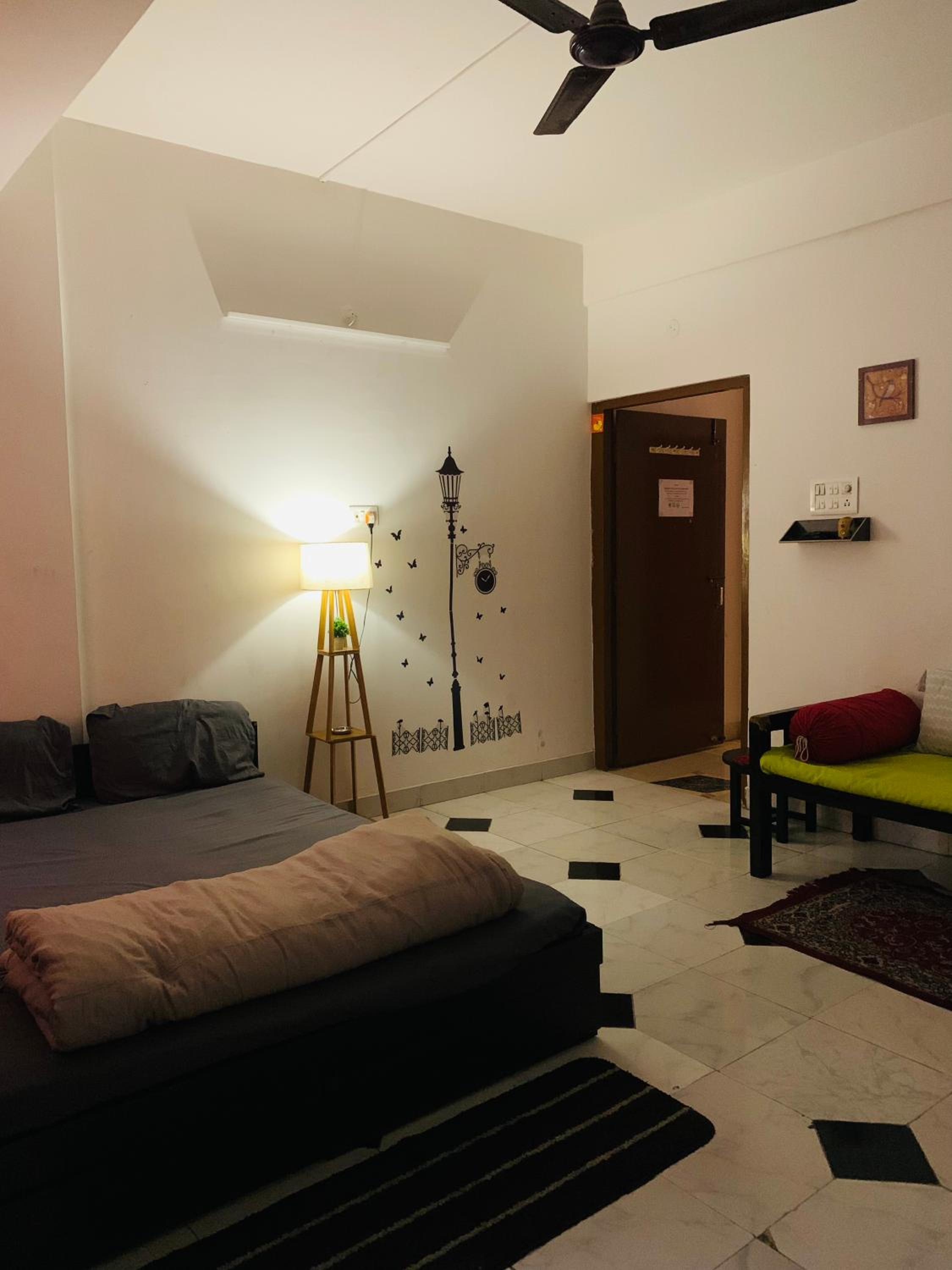 Two-Bedroom Apartment - Photo 7