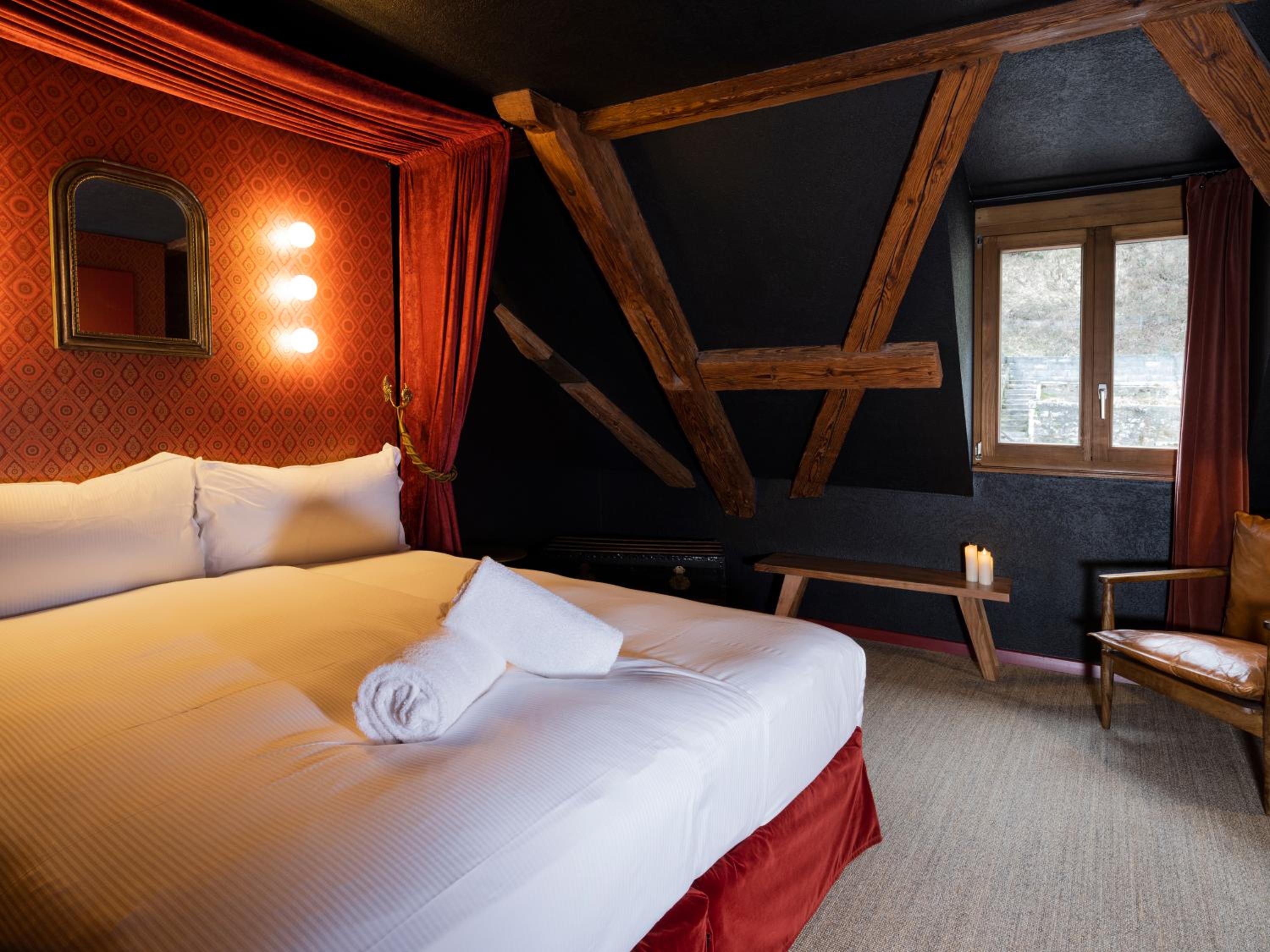 Deluxe Double or Twin Room - Photo 1