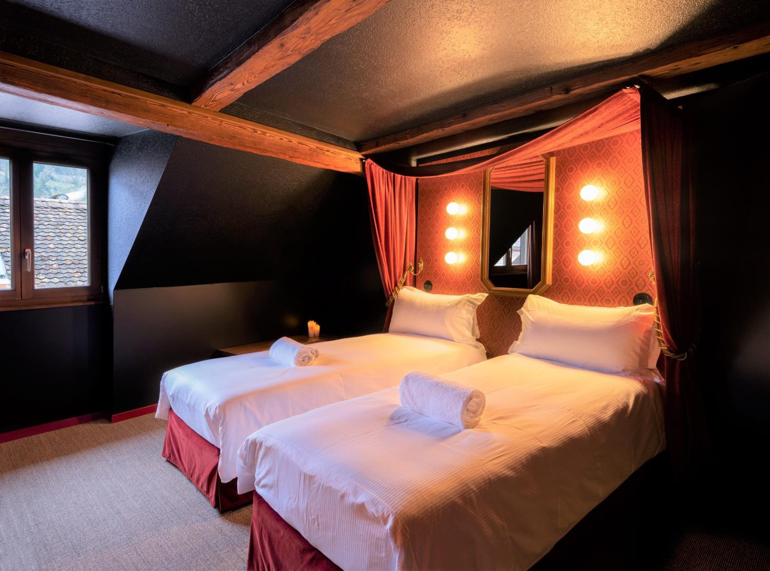 Deluxe Double or Twin Room - Photo 4