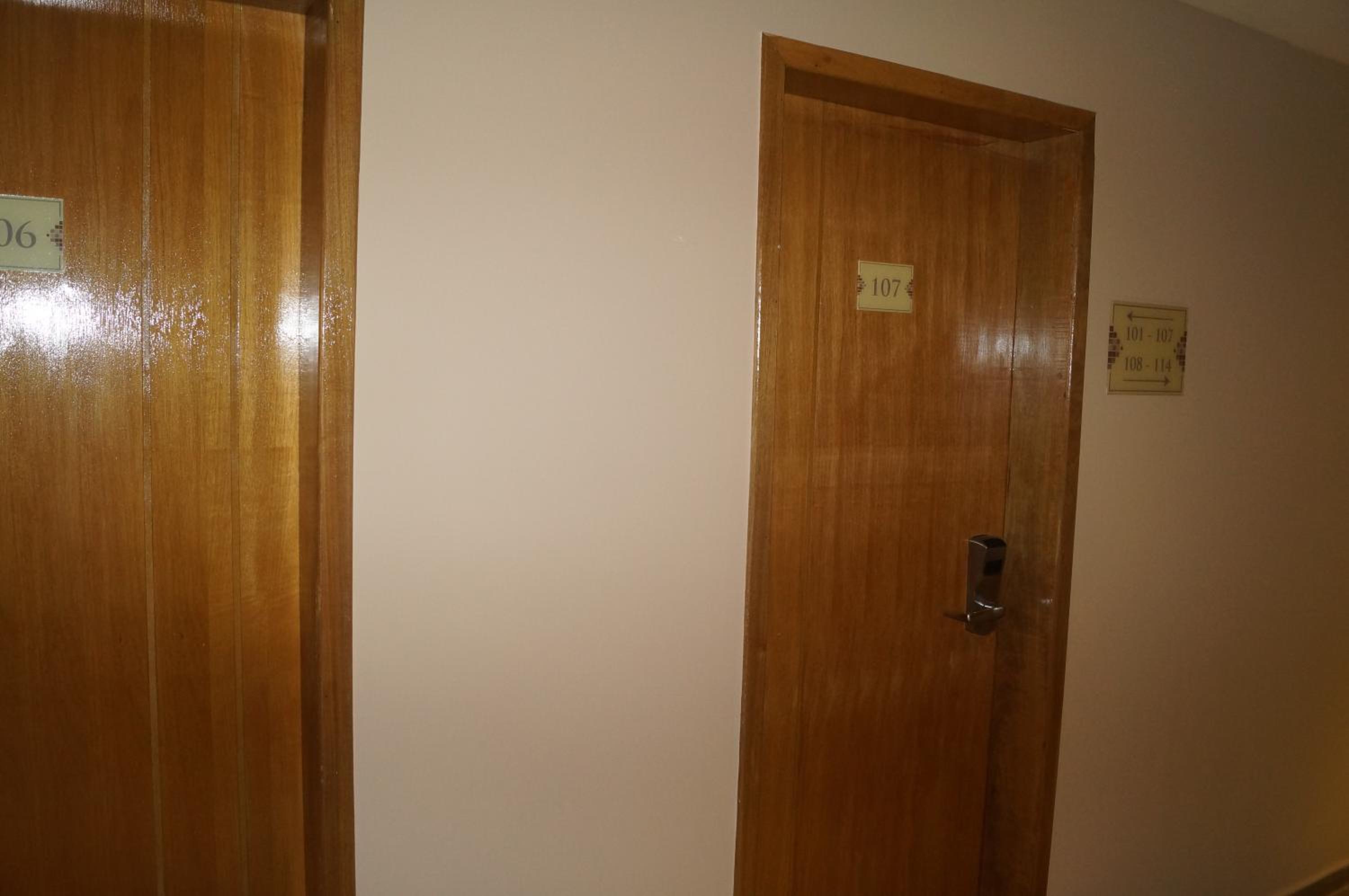 Single Room - Photo 3