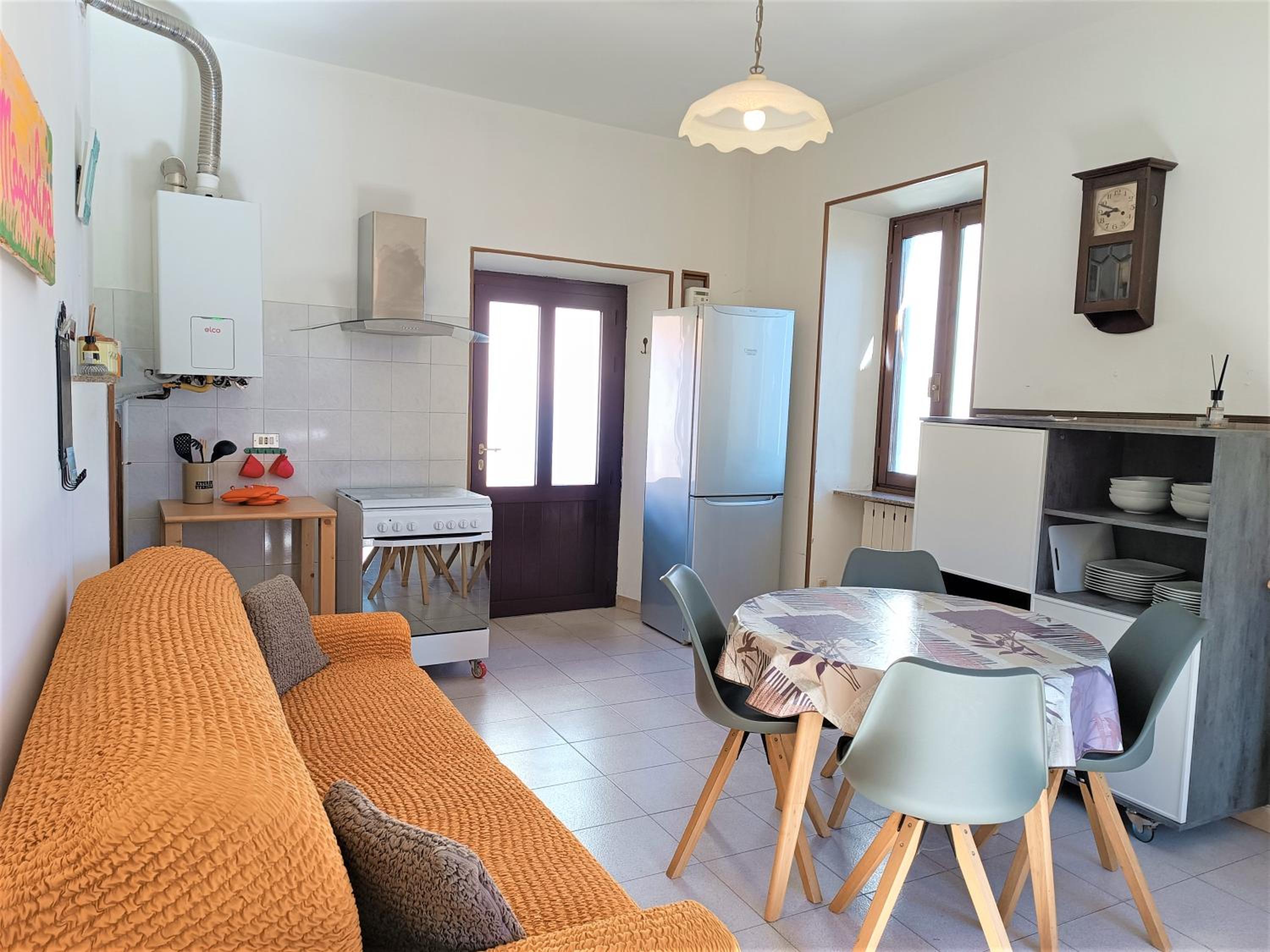 Apartment photo 3