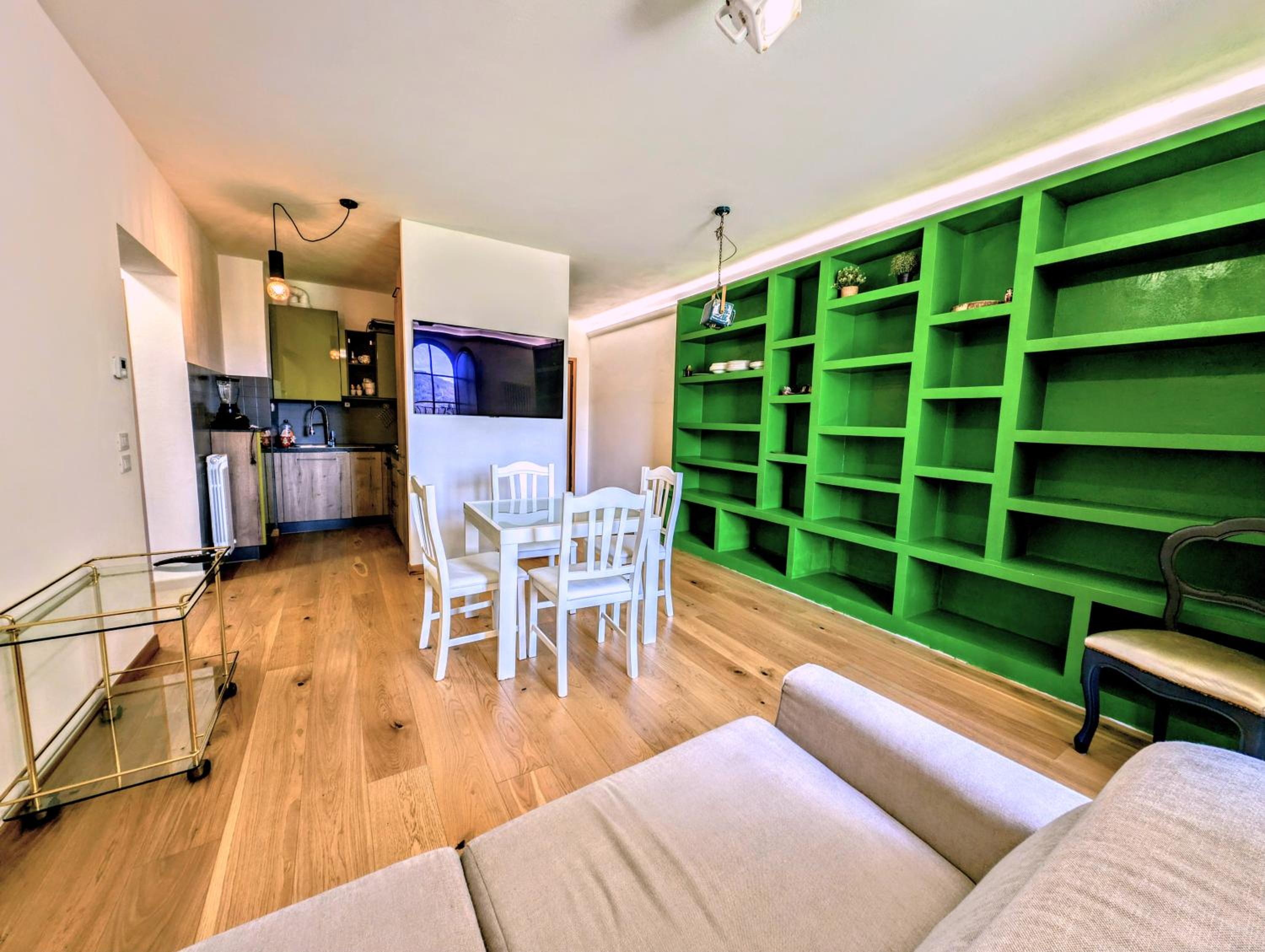 Deluxe Apartment photo 2