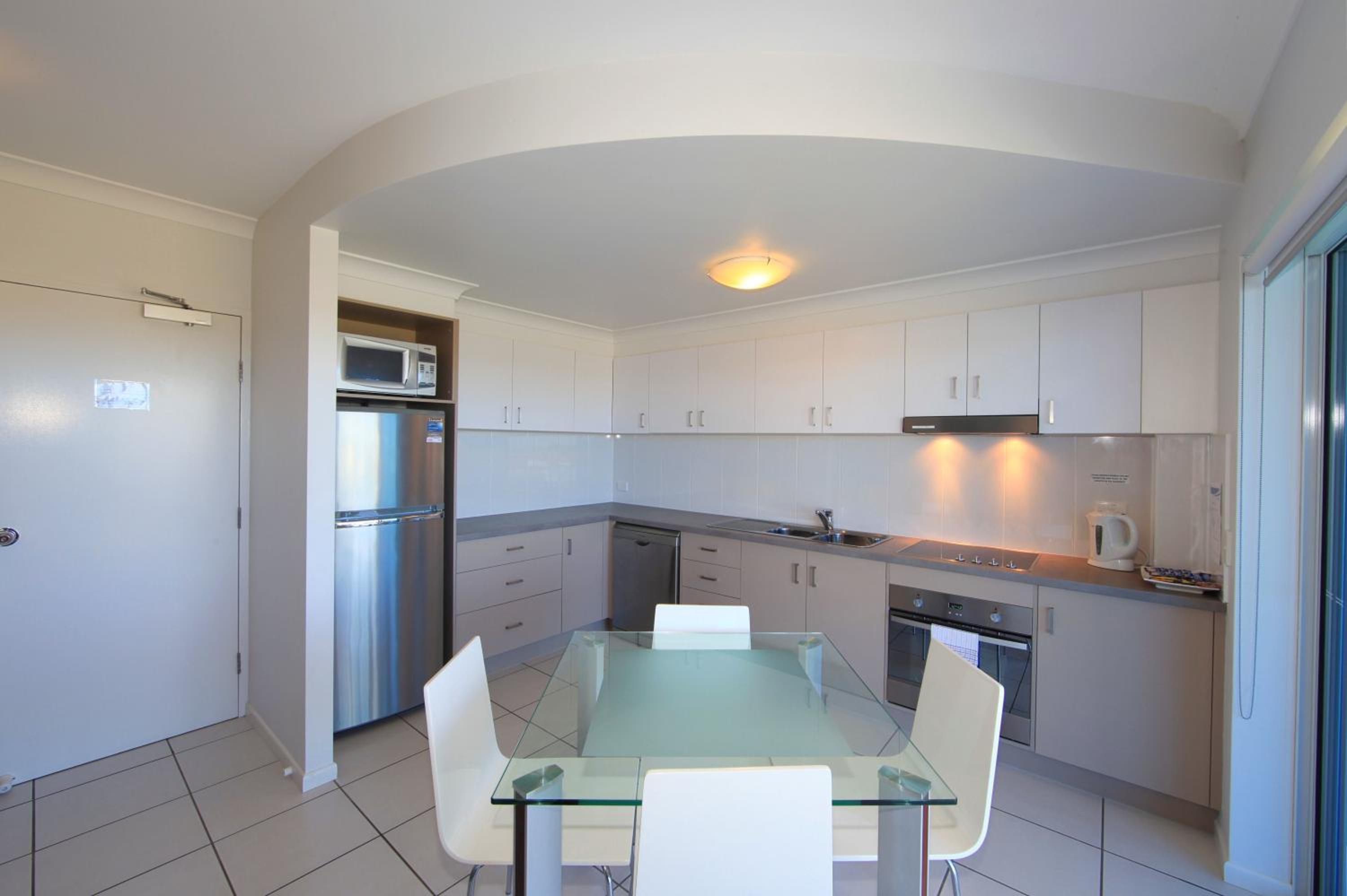 One-Bedroom Apartment with Park View 1N