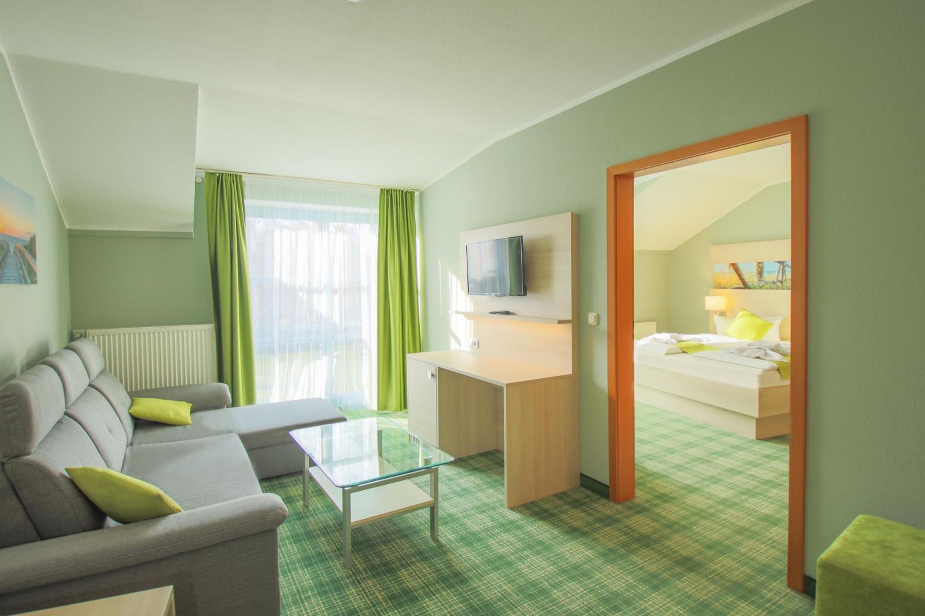Suite with Terrace - Photo 5