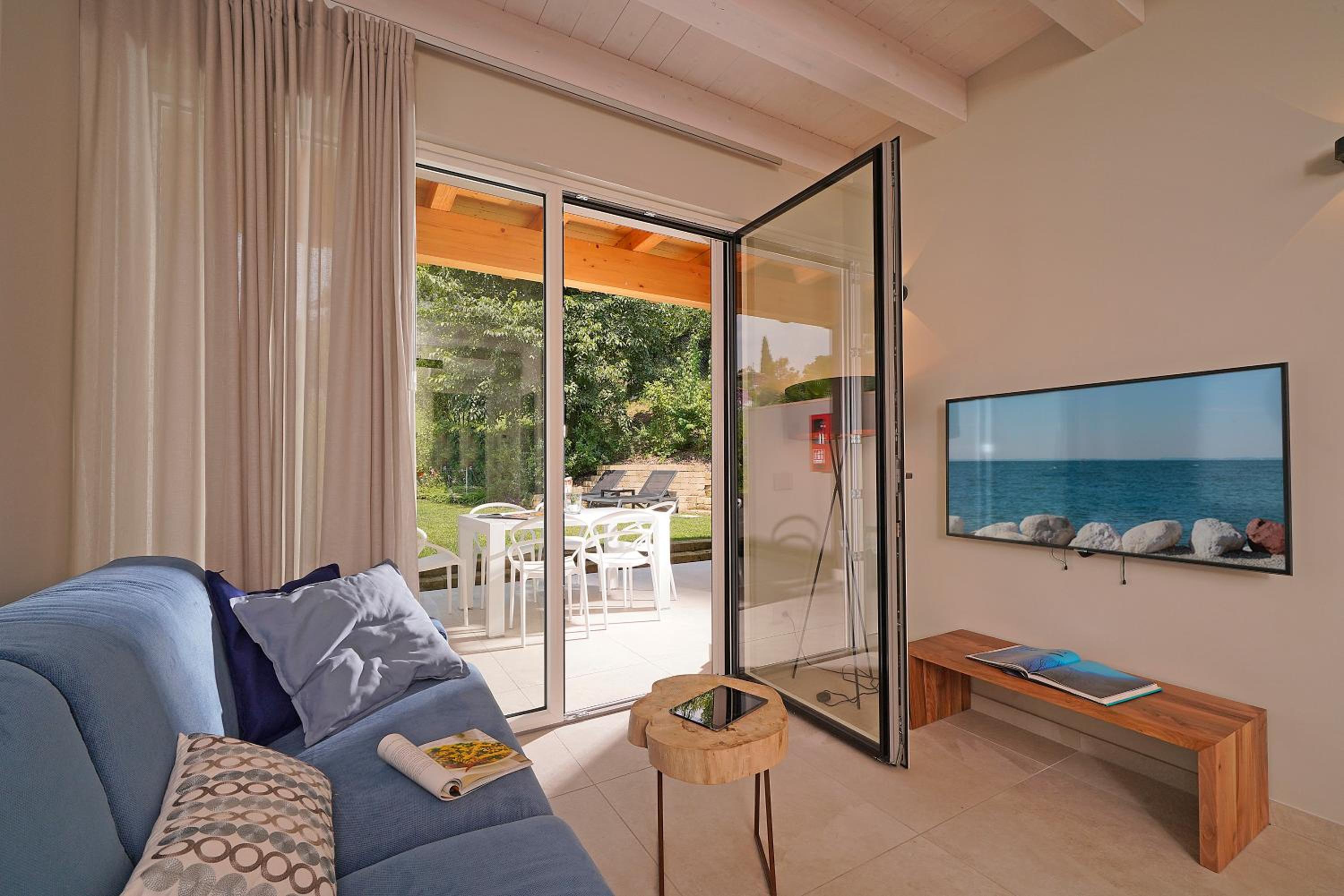 Superior Apartment with Garden