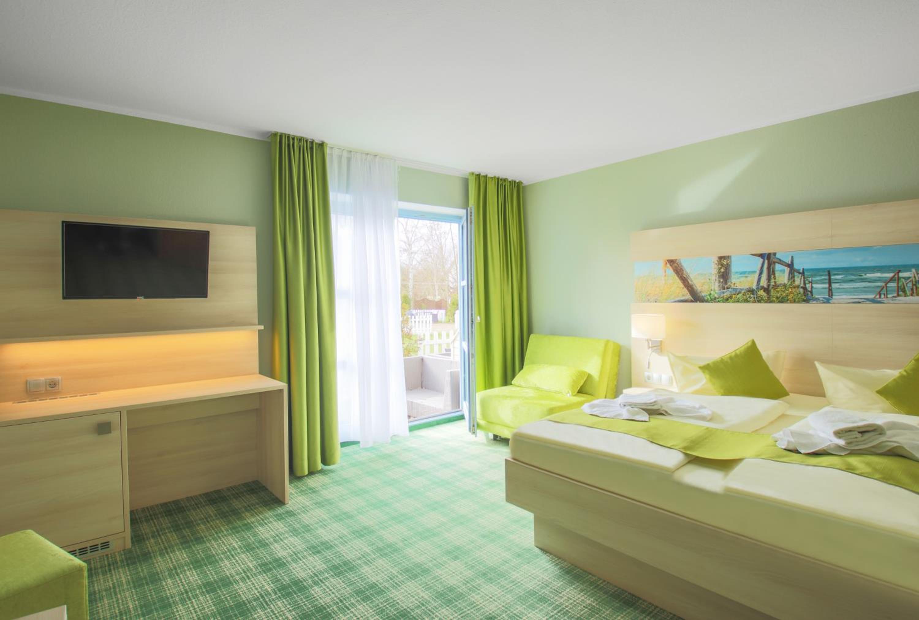 Double Room with Terrace - Photo 2