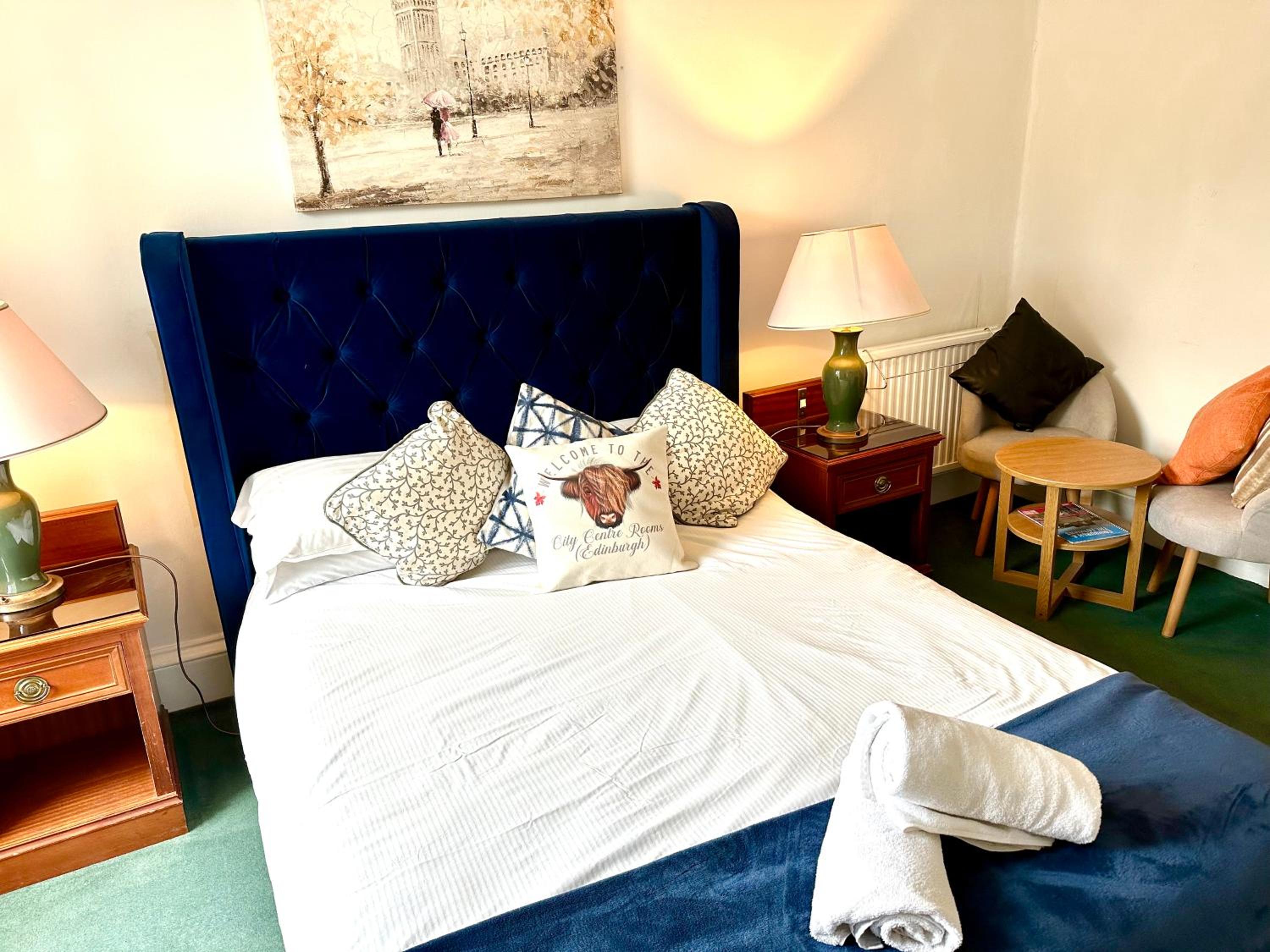 Superior King Size with Separate Bathroom