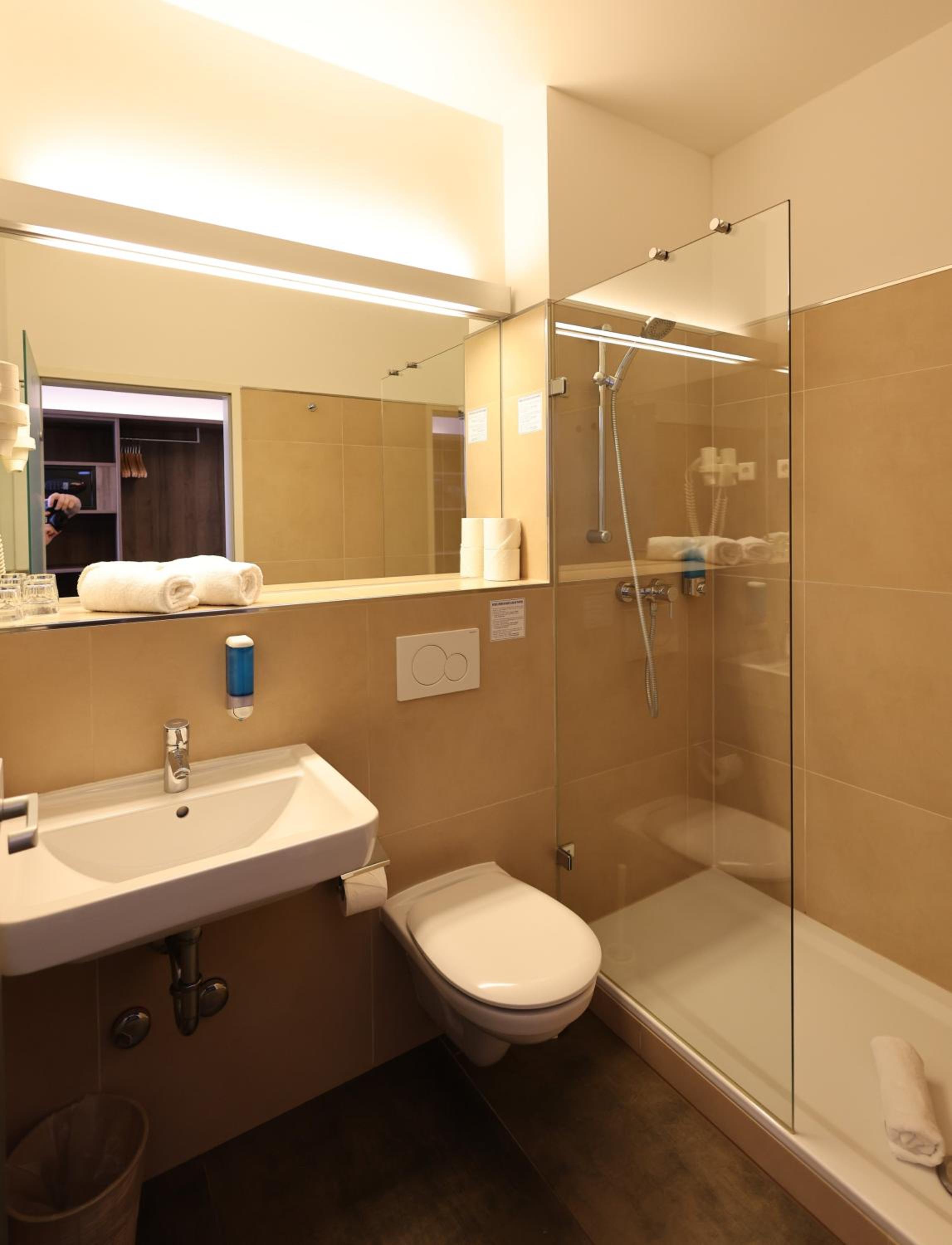 Double Room Plus with Garden View - Photo 7