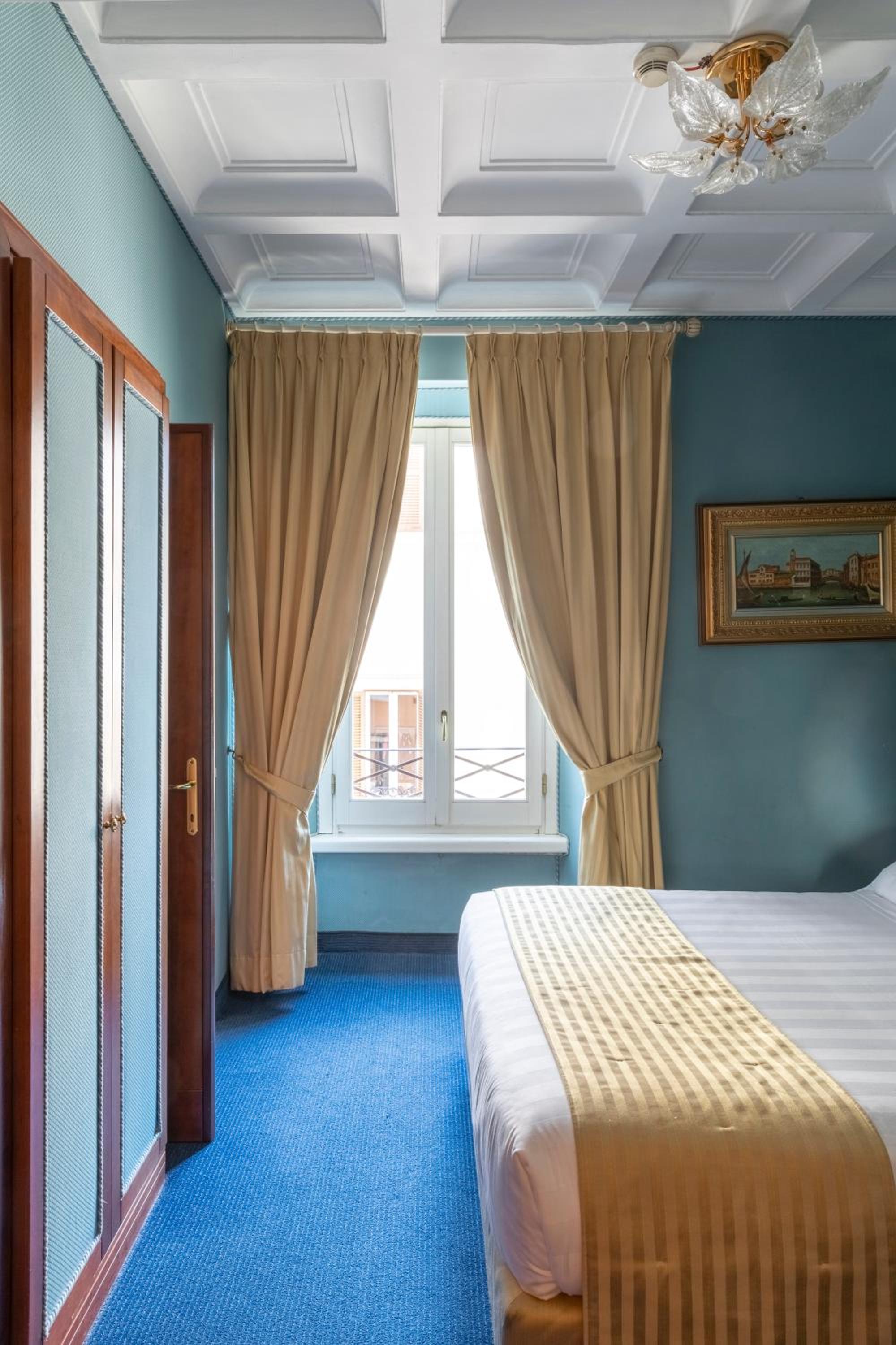 Available room