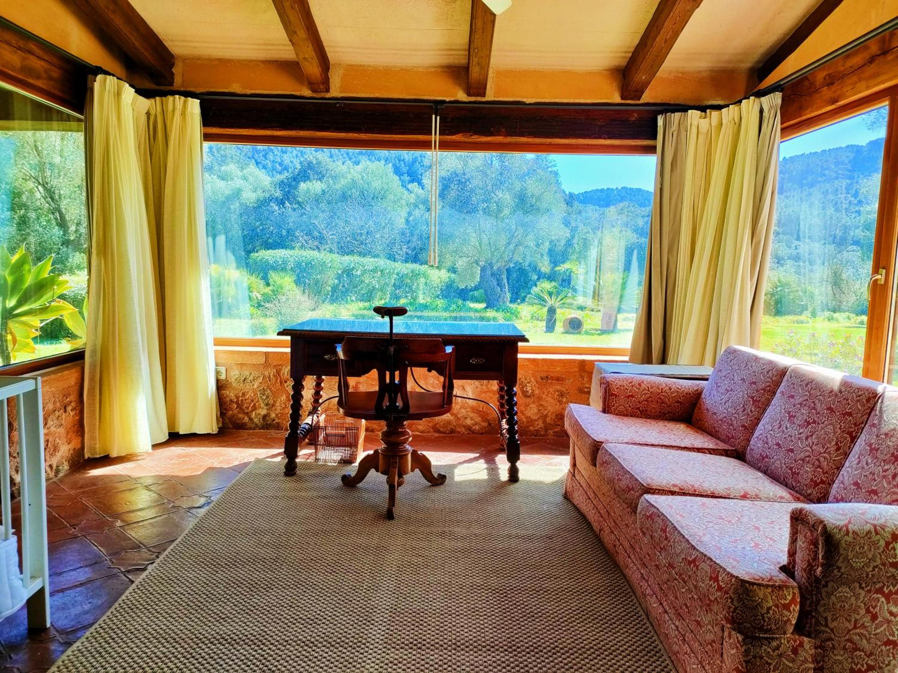 Deluxe Villa photo 2