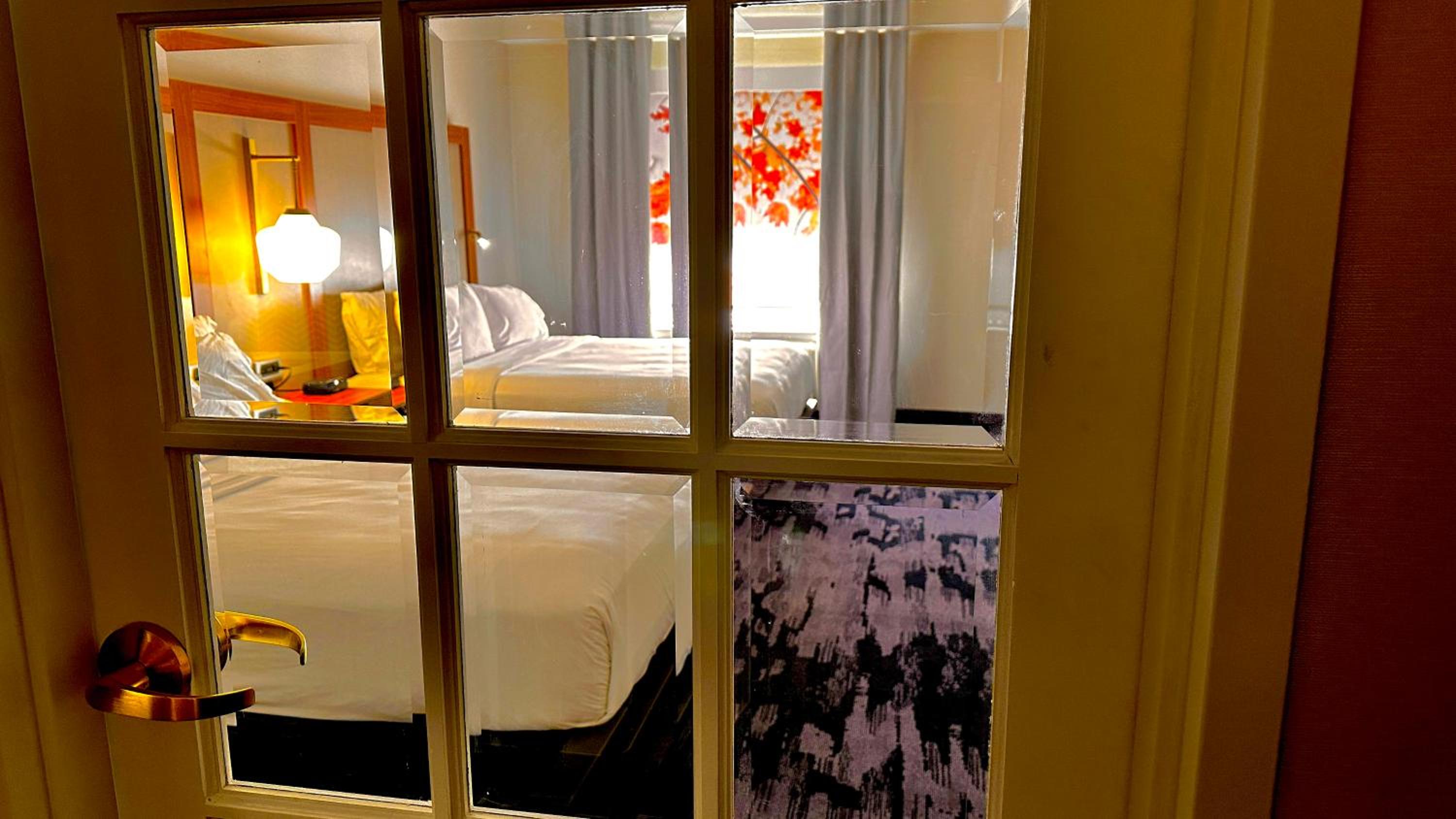 Queen Suite With Two Queen Beds, photo 7