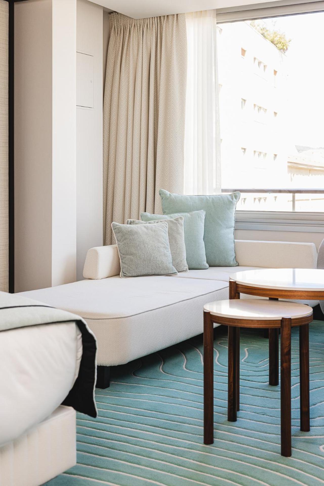 Junior Suite City View - Photo 12