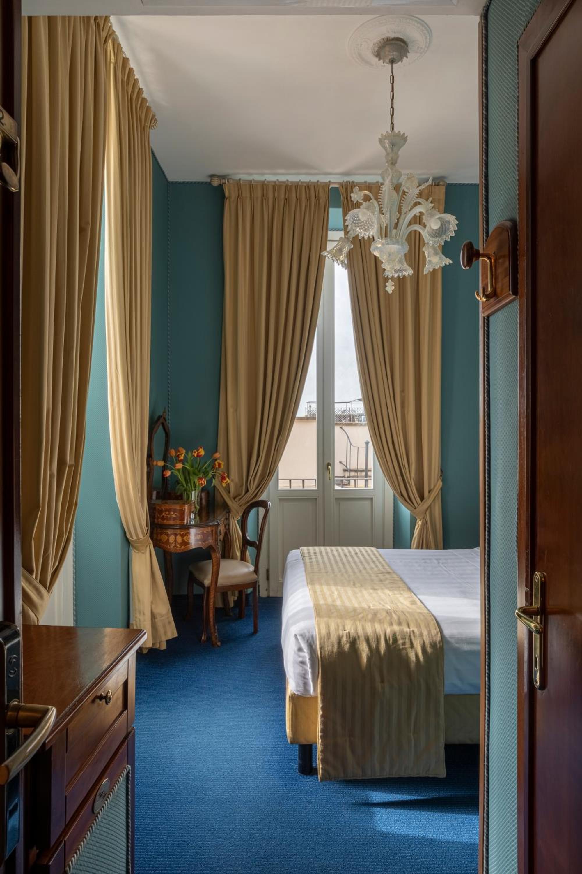 Deluxe Double or Twin Room with Balcony