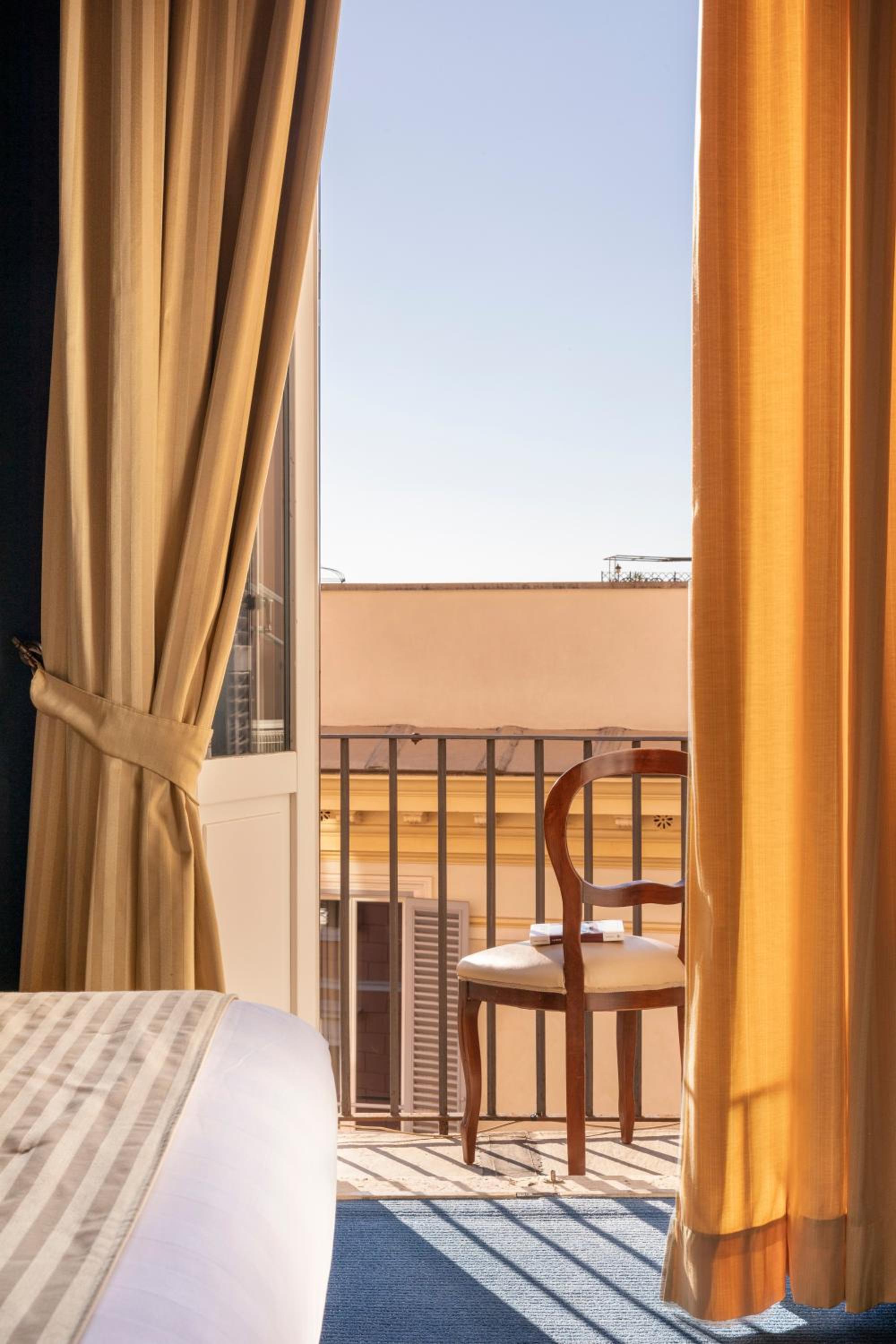 Deluxe Double or Twin Room with Balcony