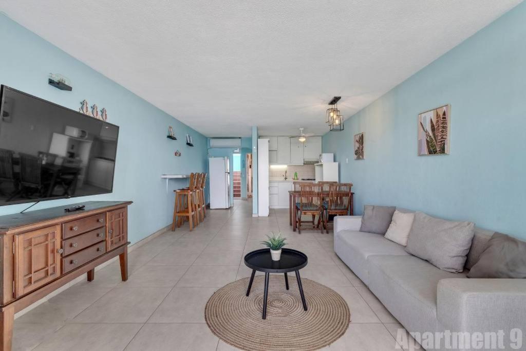 Apartment with Balcony photo 1