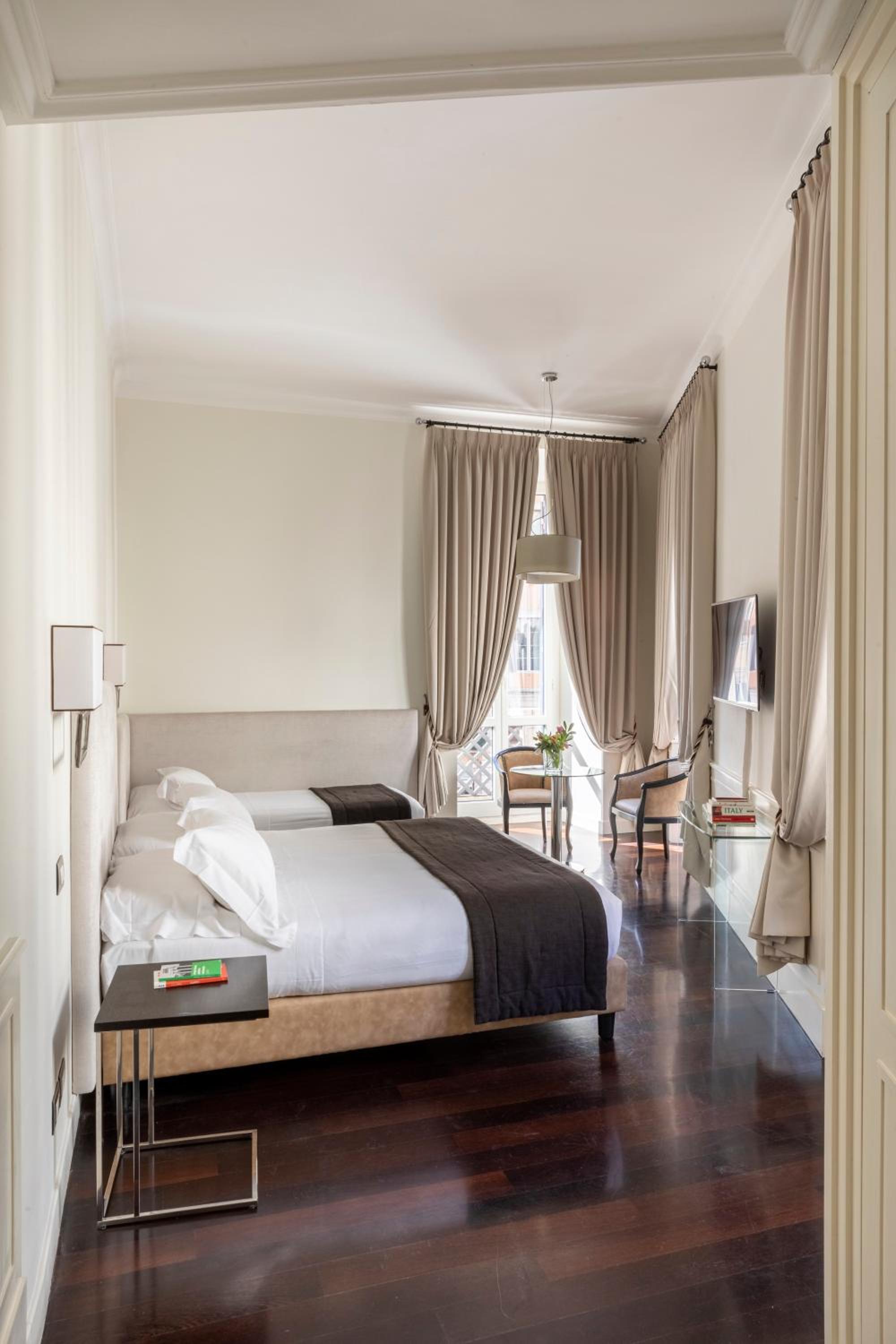 Habitación Triple Deluxe con Balcón - Anexo