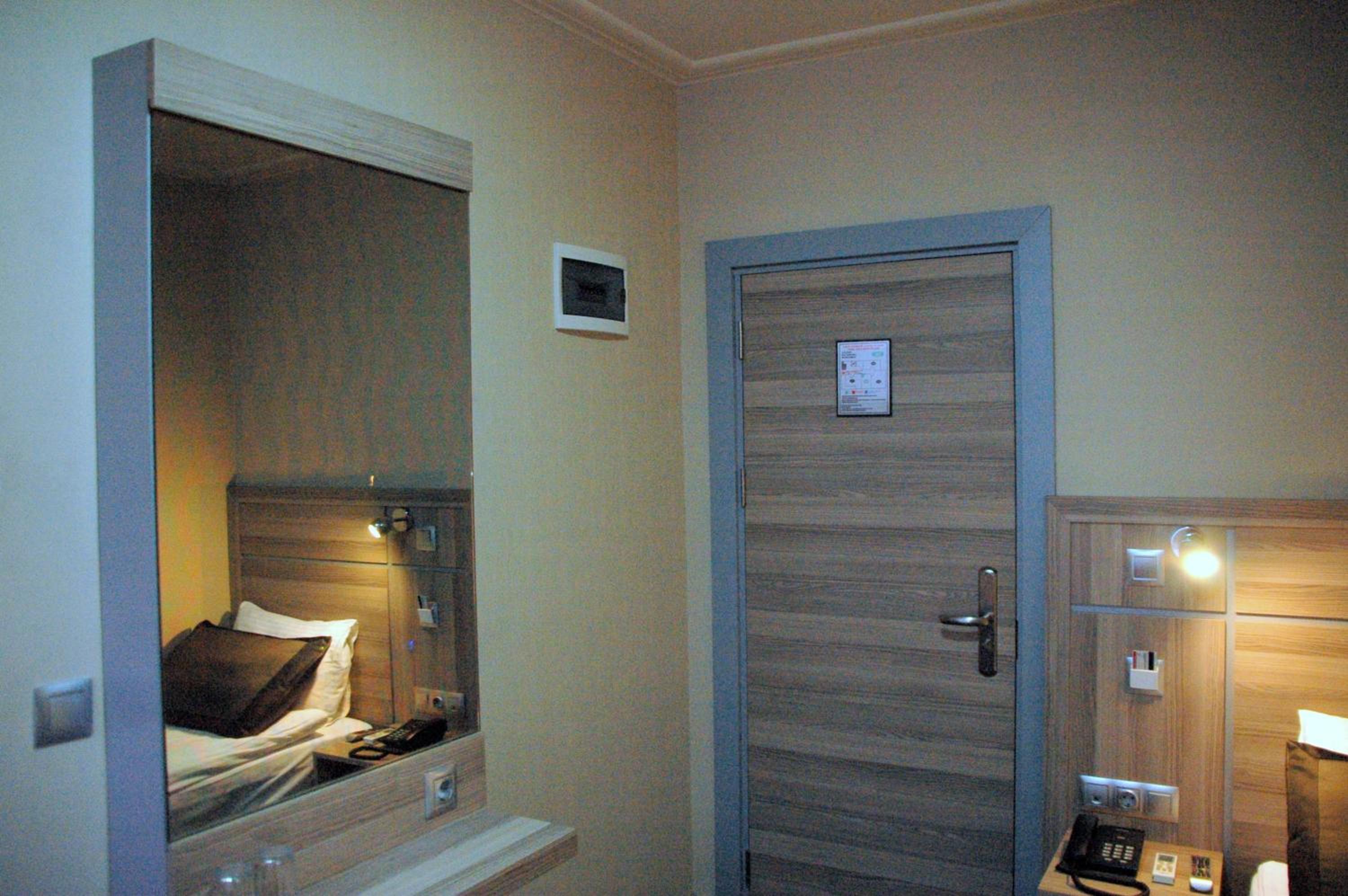 Standard Single Room photo 2