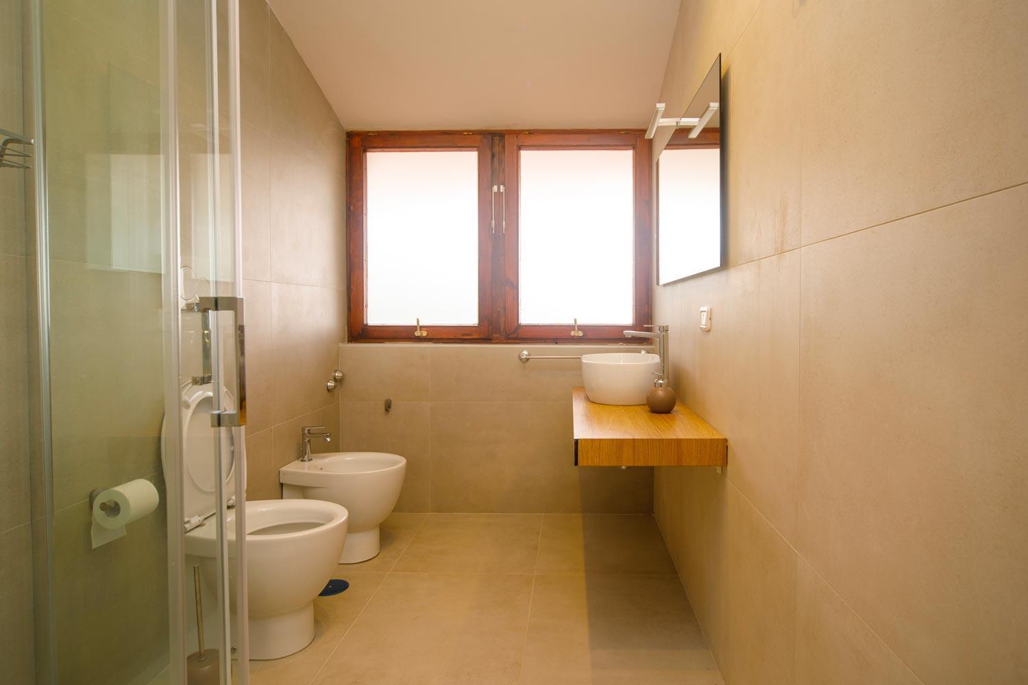 Double Room with Private Bathroom photo 2
