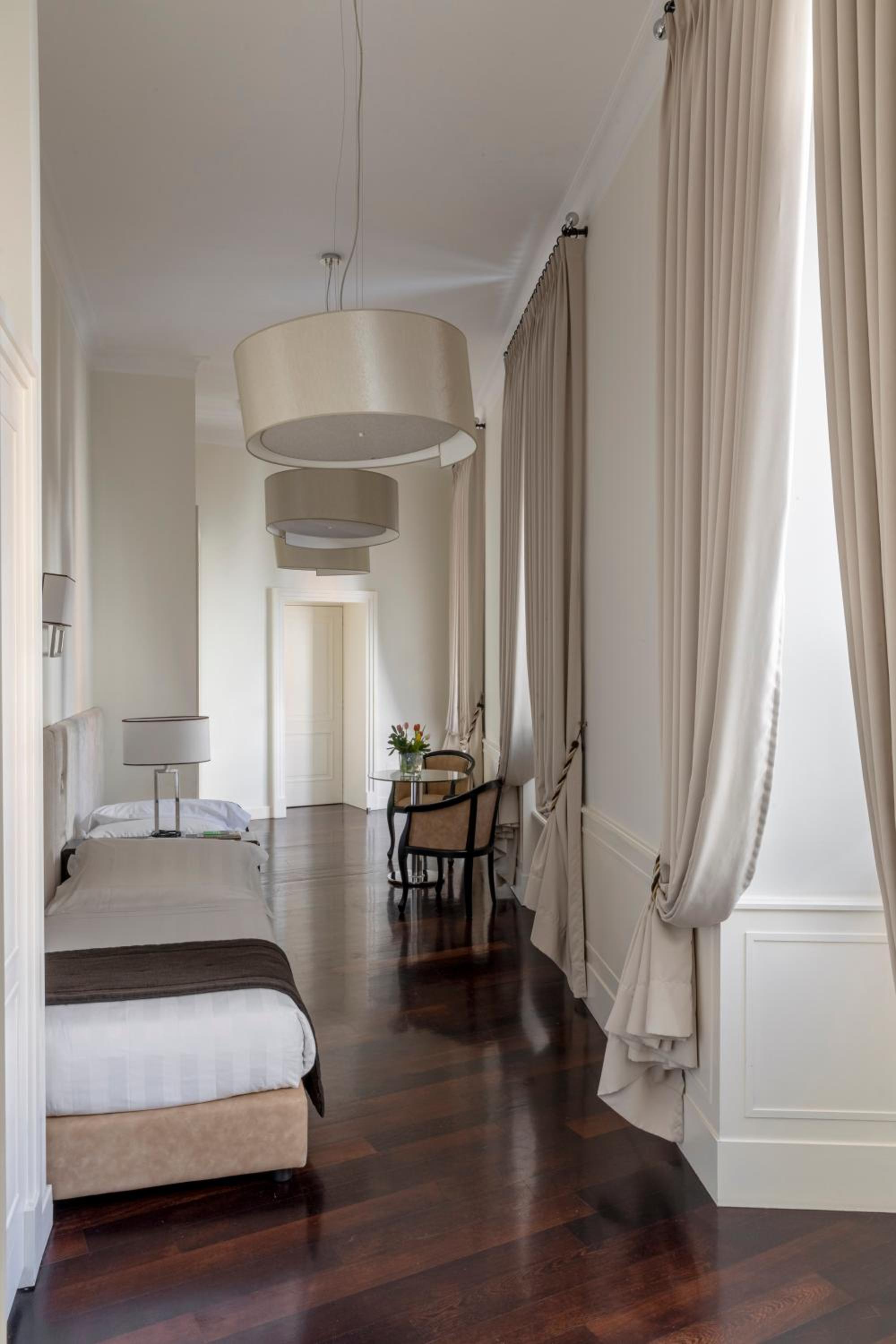 Junior Suite with Balcony - Annex
