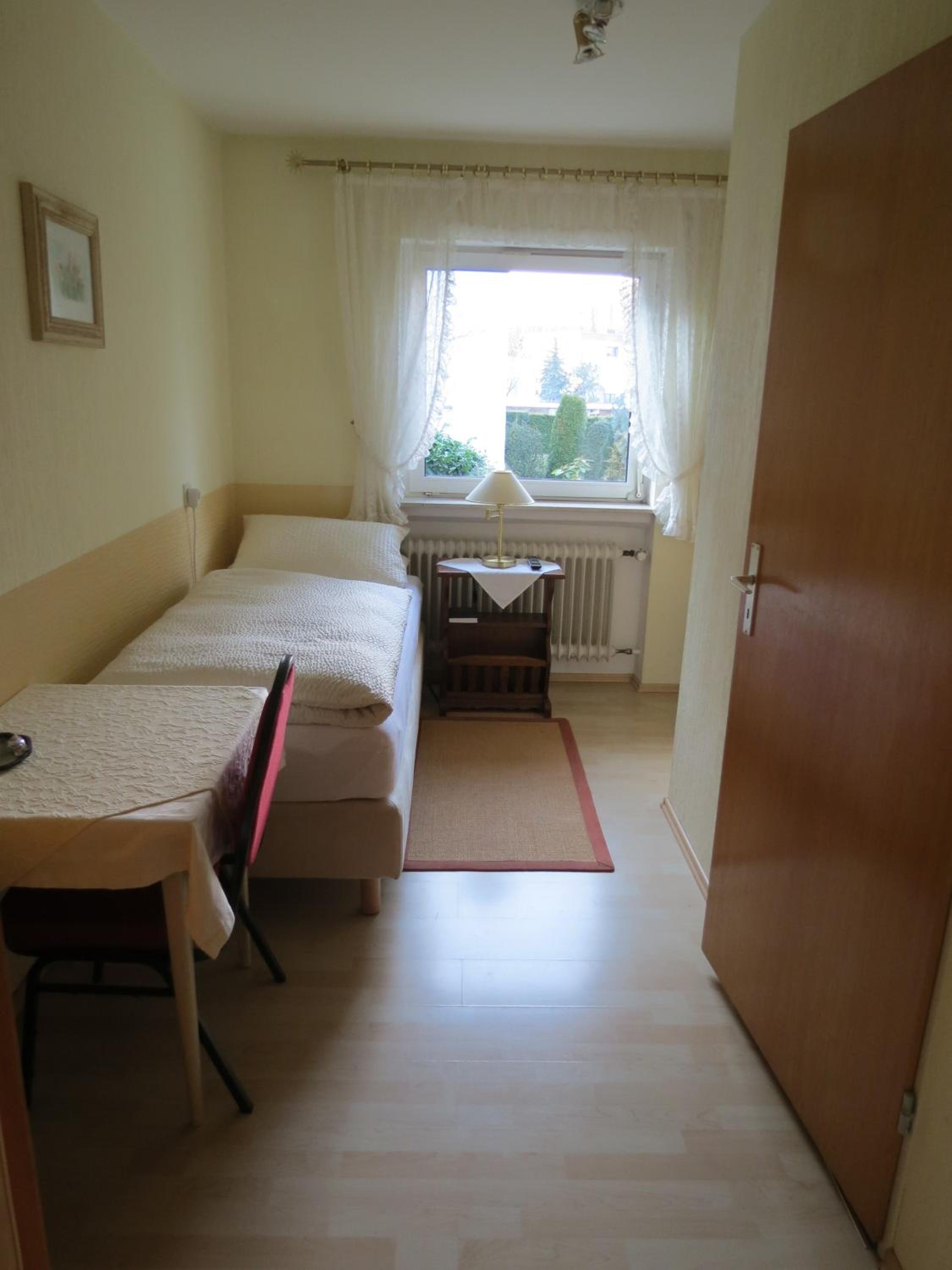 Single Room photo 1