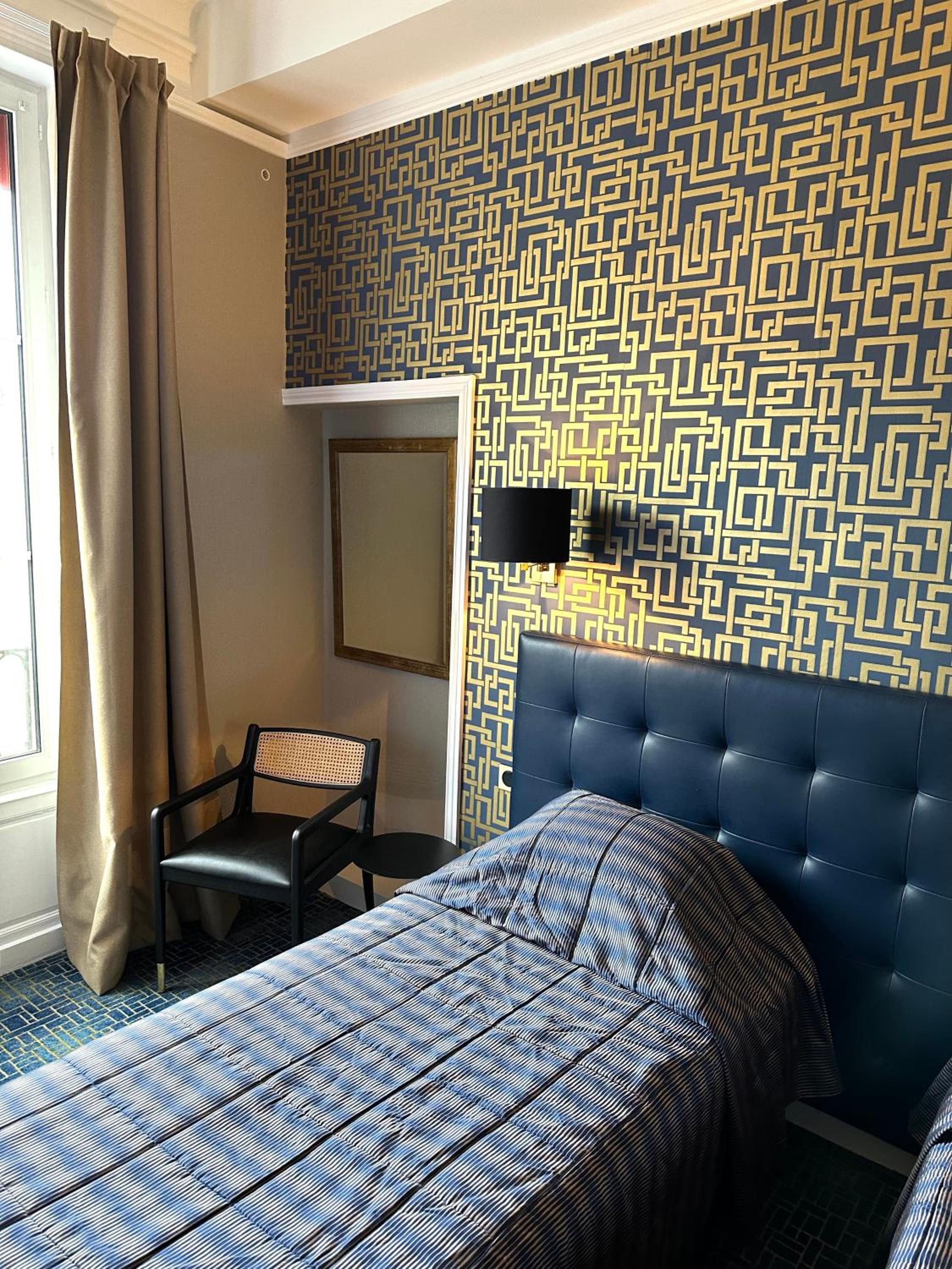 Standard Twin Room photo 3