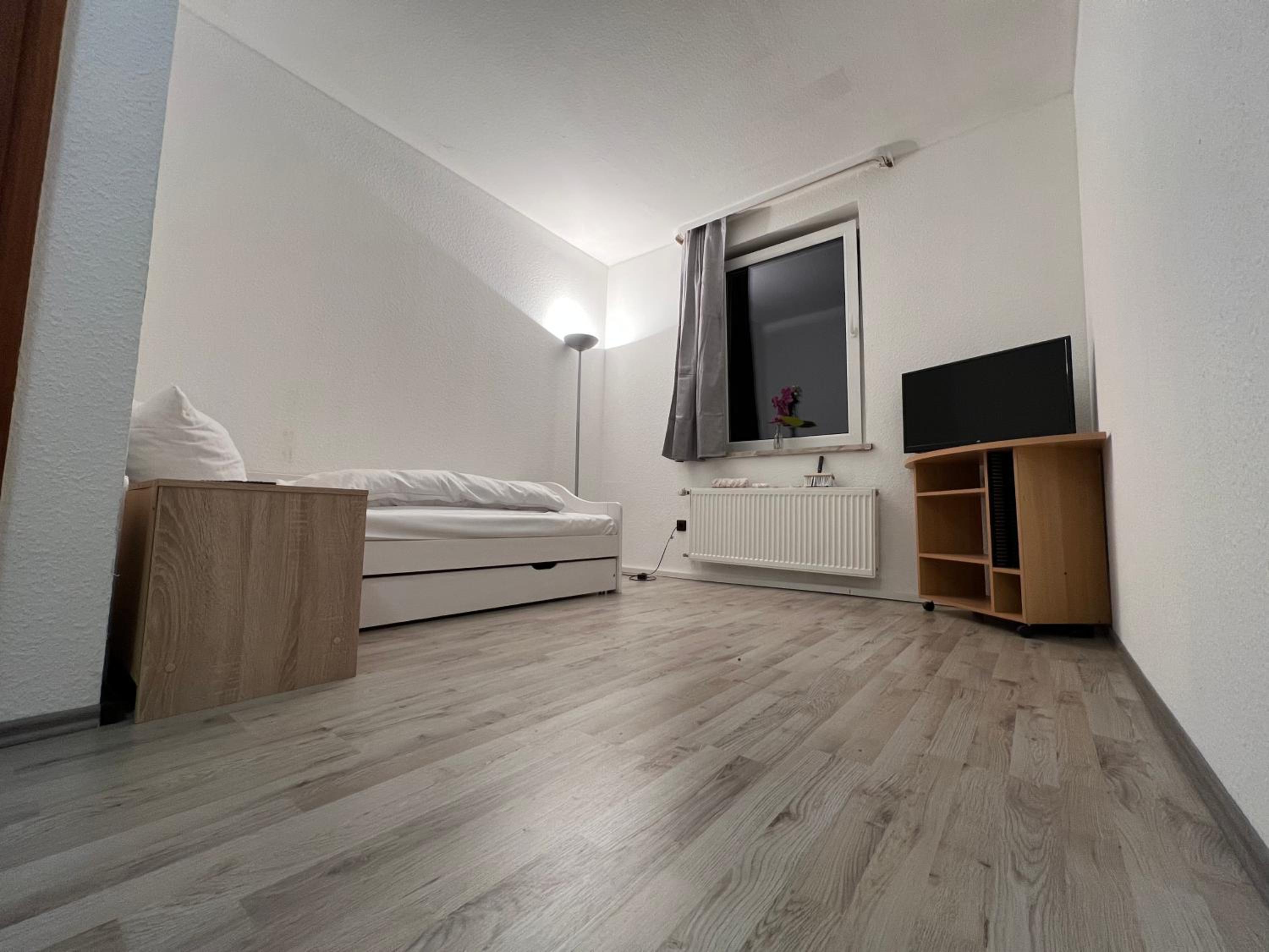 Single Room photo 3